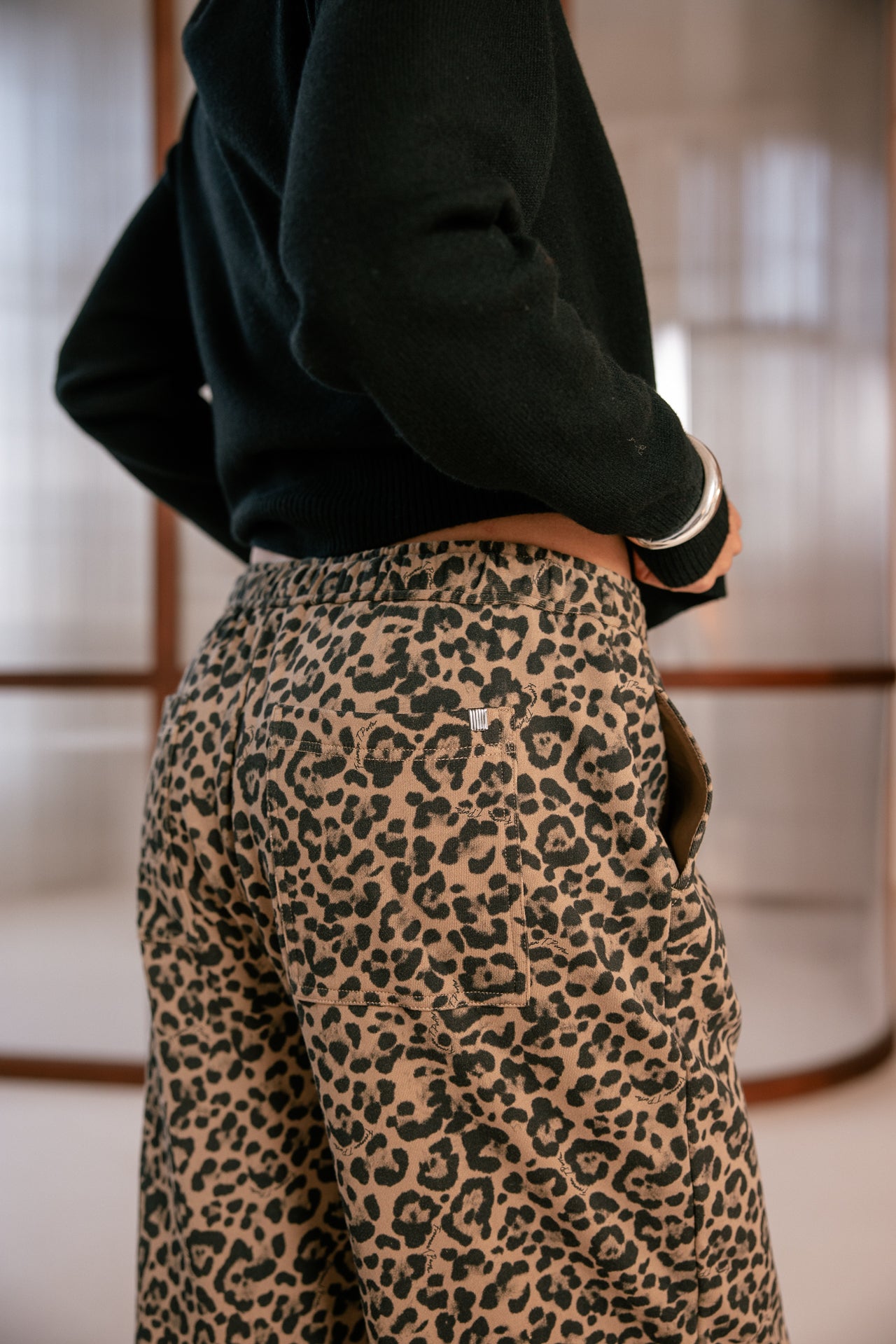 

Bedruckte Jogginghose Damen Vamor Leo natural beige | Freeman T. Porter