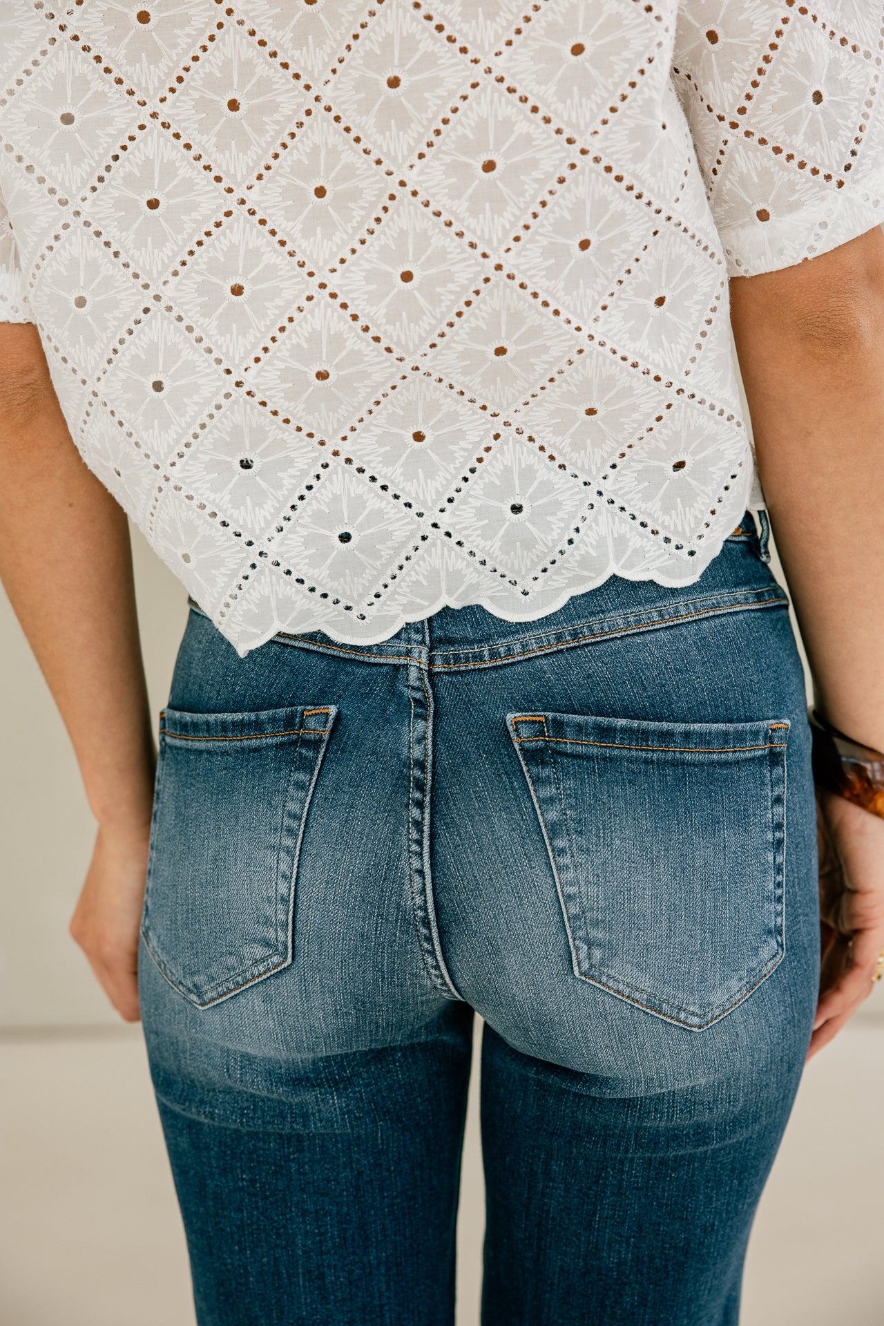 

Jeans droit taille haute Femme Scarlett Long samba dark damage | Freeman T. Porter