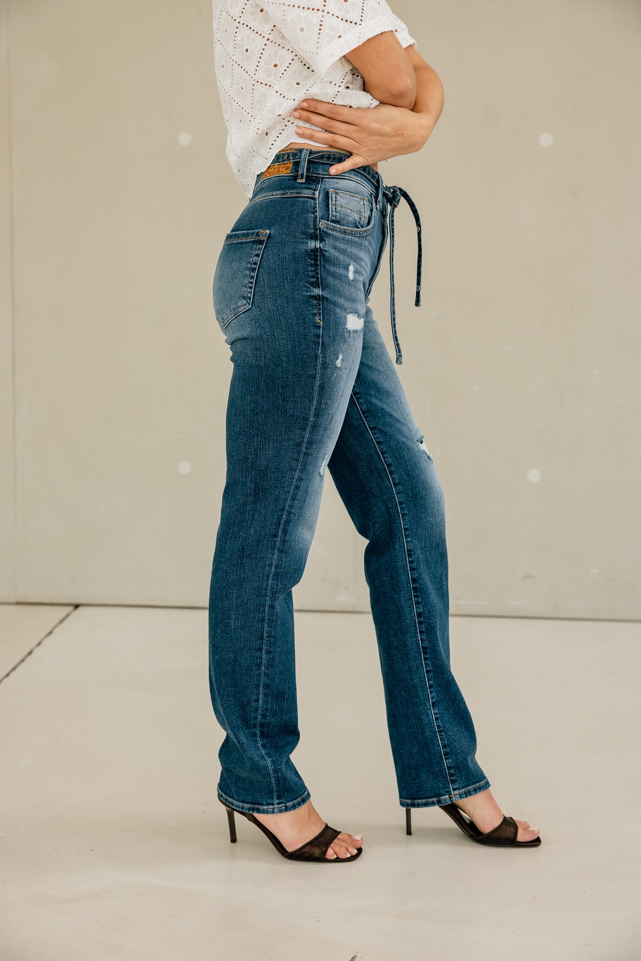 

Jeans droit taille haute Femme Scarlett Long samba dark damage | Freeman T. Porter