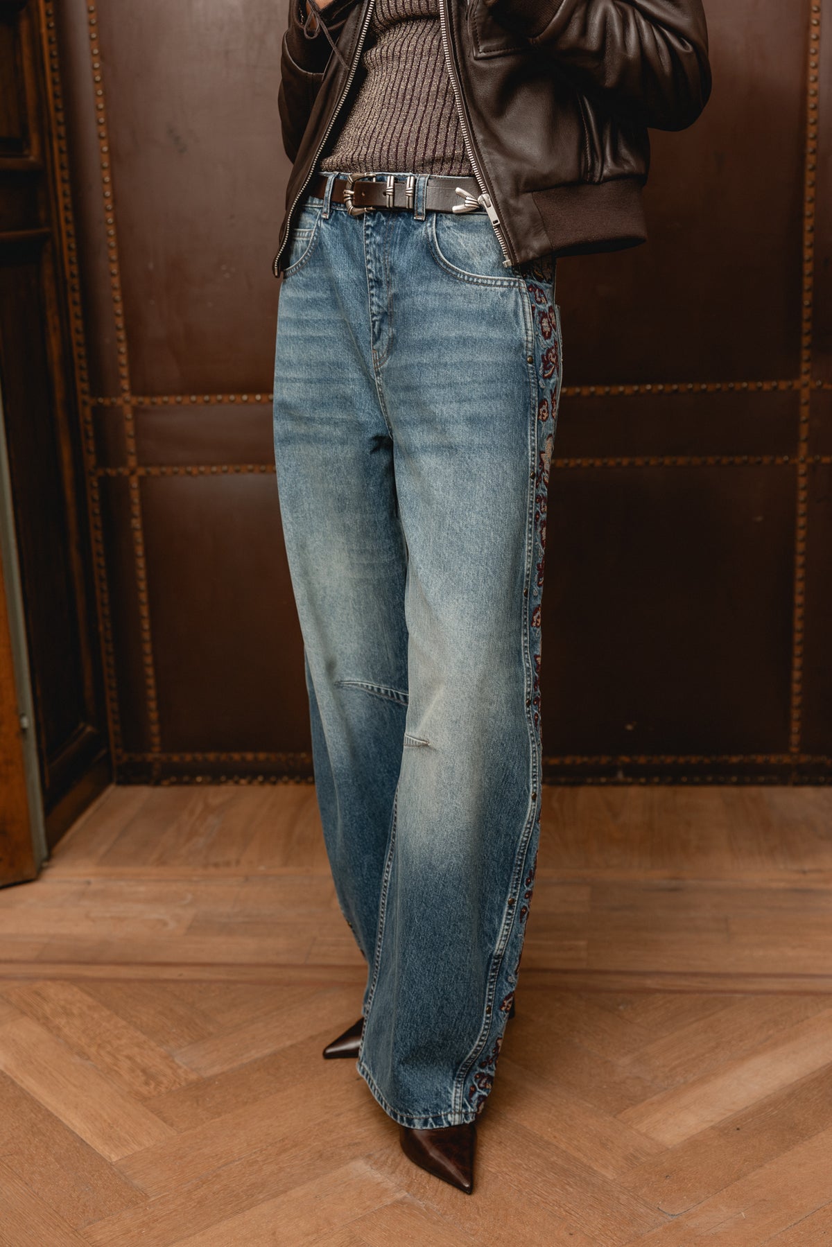 

Bestickte Barrel Jeans Damen Attena banjolito | Freeman T. Porter