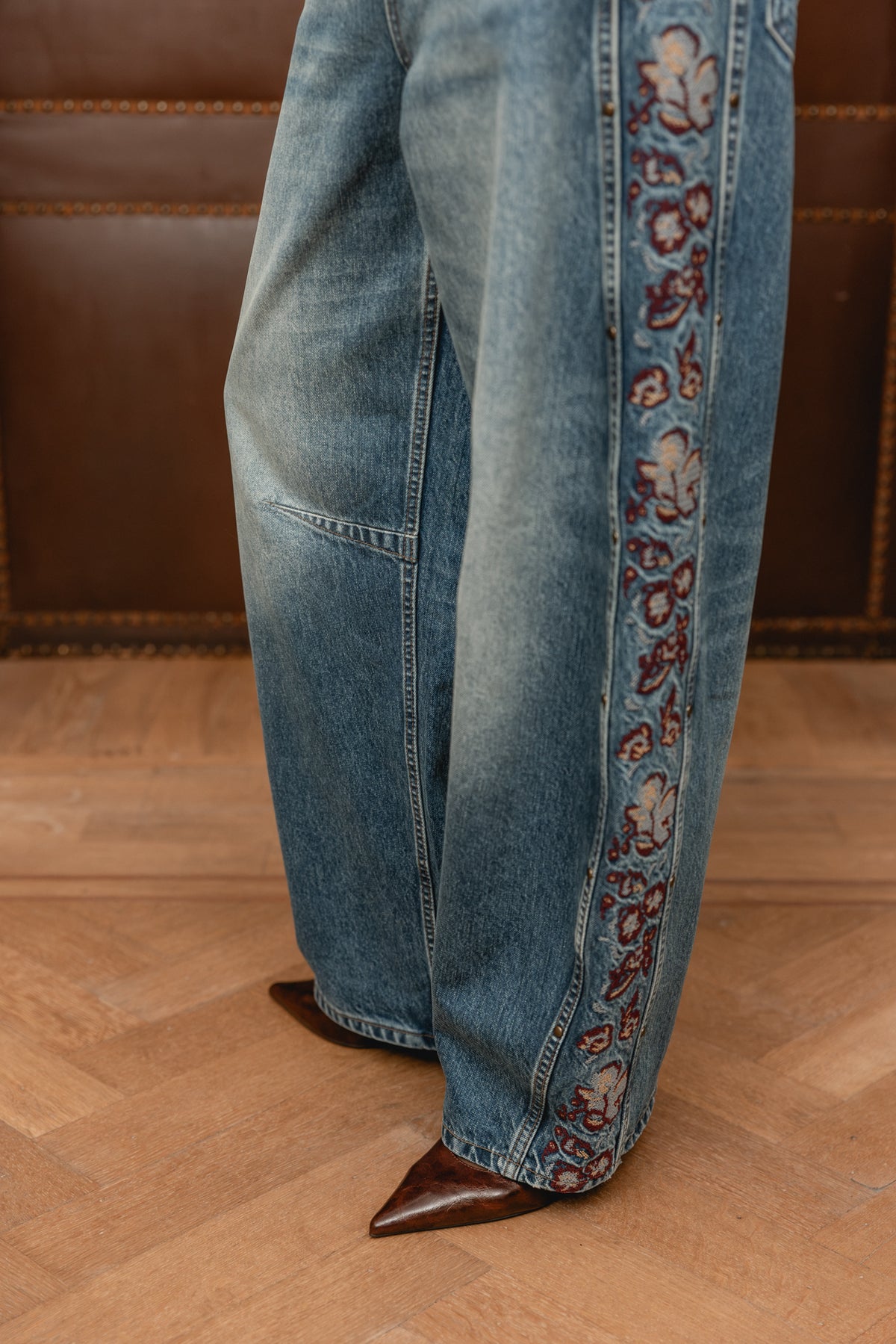 

Bestickte Barrel Jeans Damen Attena banjolito | Freeman T. Porter