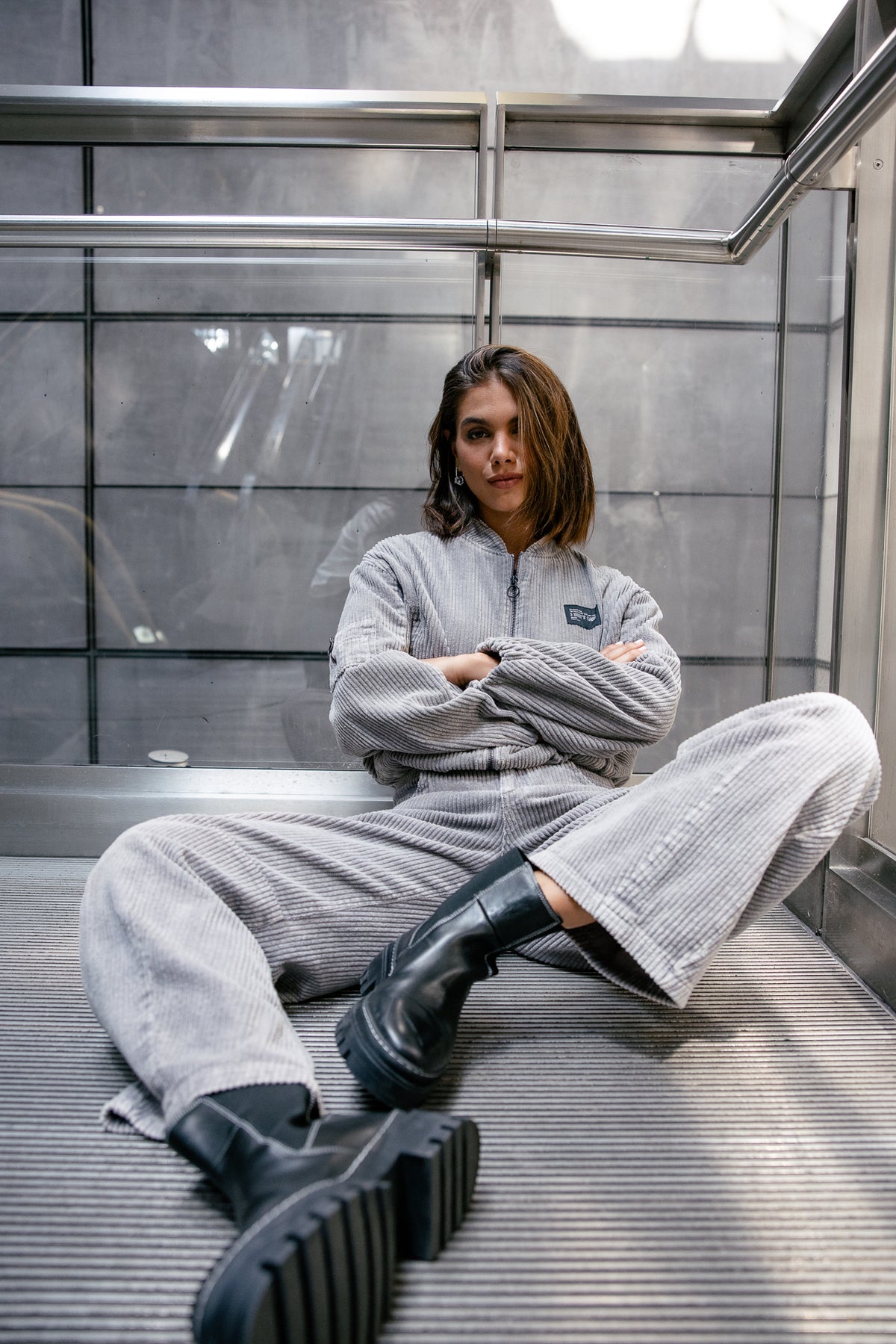 

Pantalón barrel de terciopelo Mujer April Polar charcoal grey | Freeman T. Porter