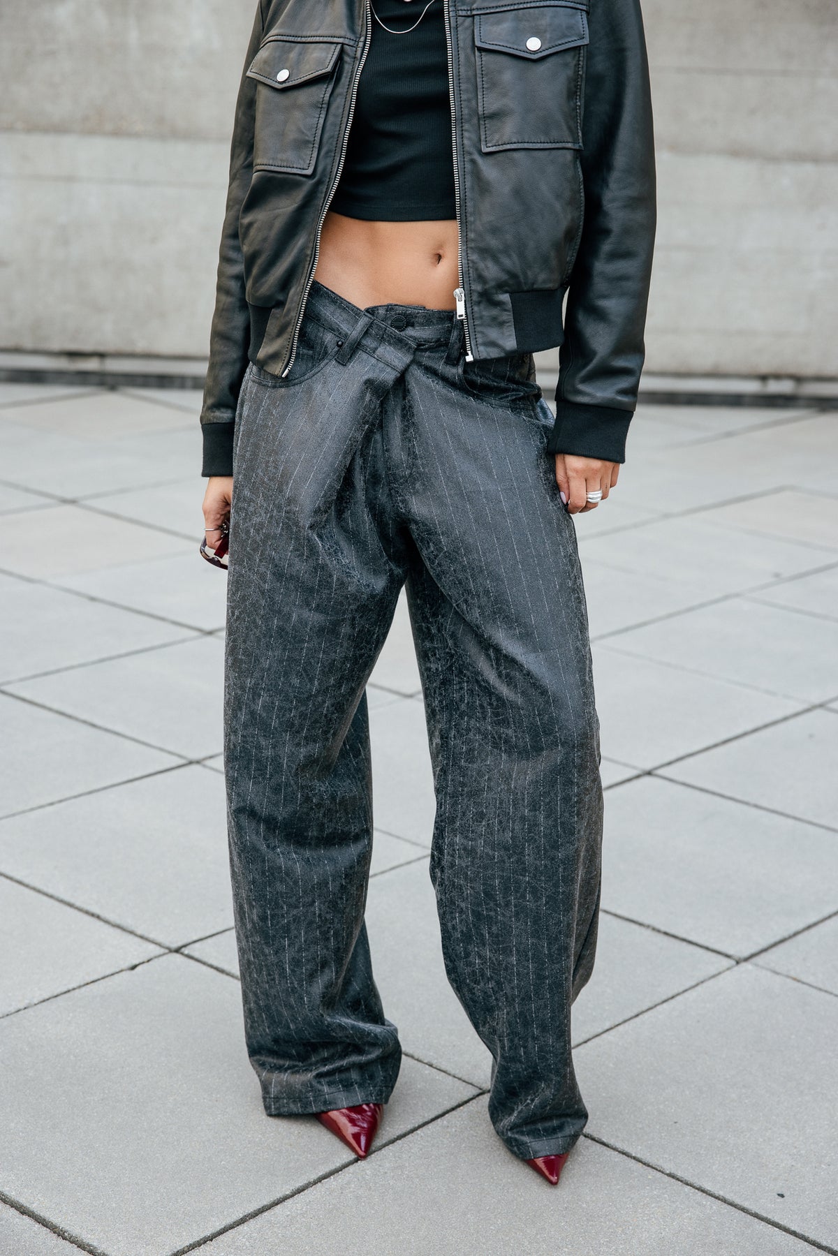 

Drapierte Wide-Leg-Jeans Damen Phina Crackle moon rock | Freeman T. Porter
