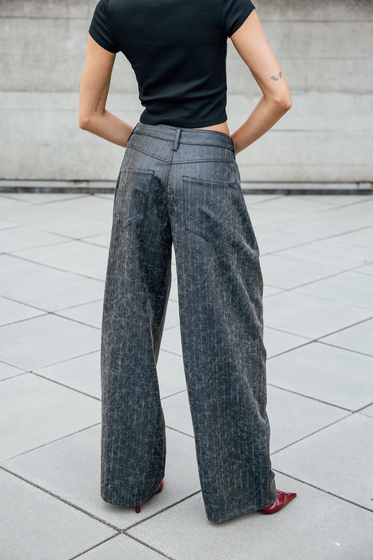 

Drapierte Wide-Leg-Jeans Damen Phina Crackle moon rock | Freeman T. Porter