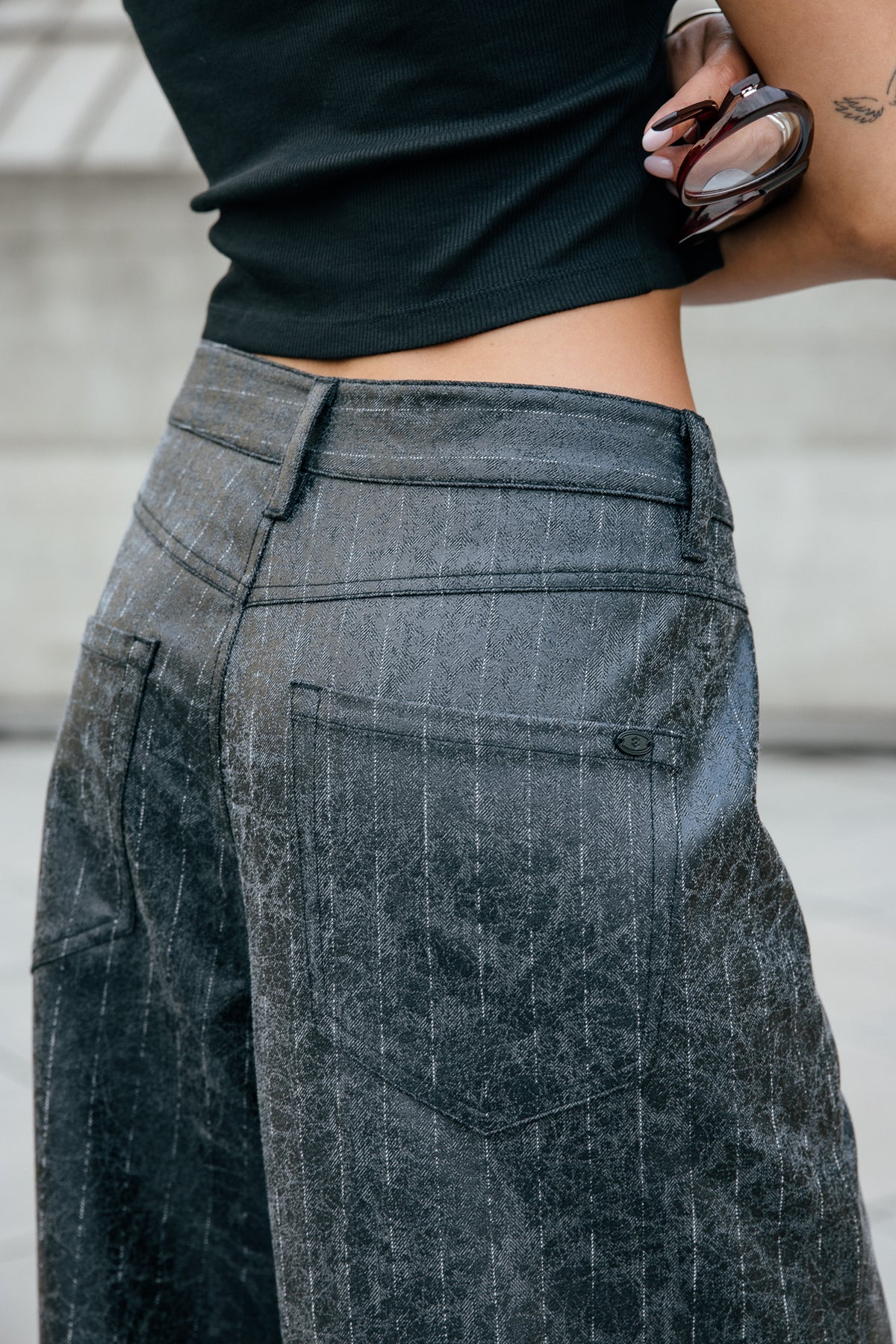 

Drapierte Wide-Leg-Jeans Damen Phina Crackle moon rock | Freeman T. Porter