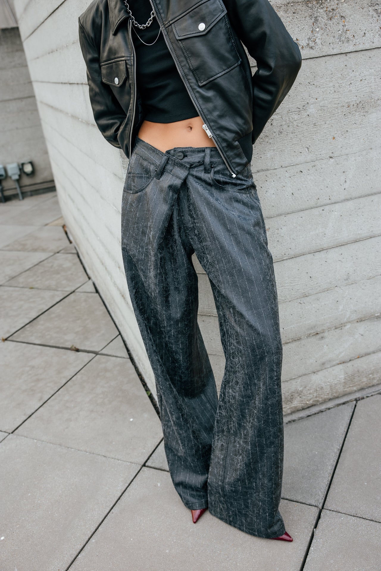 

Drapierte Wide-Leg-Jeans Damen Phina Crackle moon rock | Freeman T. Porter