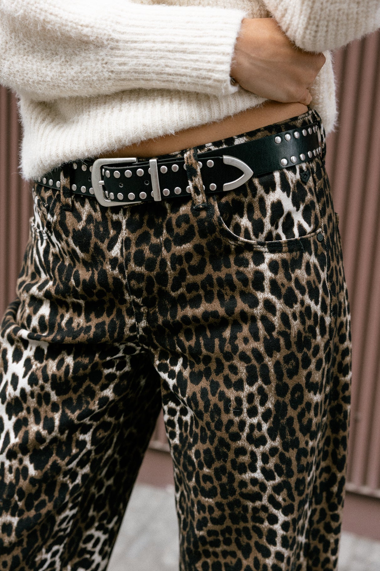 
              

Pantalon boyfriend Femme Maeva Babito original | Freeman T. Porter
            
