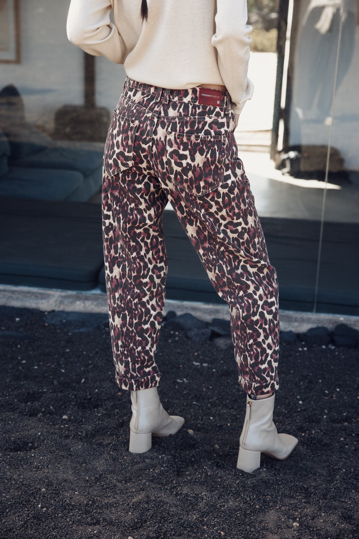 
              

Mid-rise Boyfriend-Hose Damen Maeva Croft original | Freeman T. Porter
            