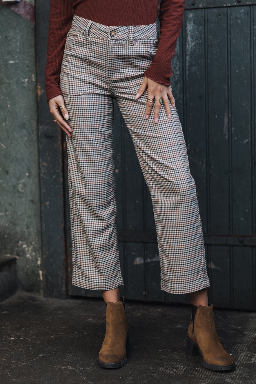   
            

Pantalon droit worker Femme Romane Toronto original | Freeman T. Porter
          