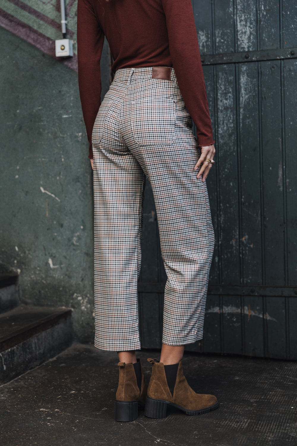 
              

Pantalon droit worker Femme Romane Toronto original | Freeman T. Porter
            