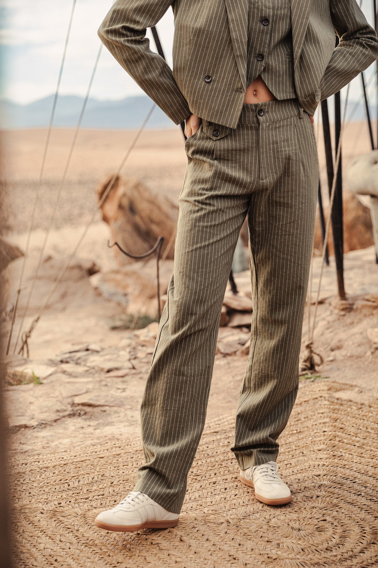

High-waisted pants Woman Alba Corsaire olivine | Freeman T. Porter
