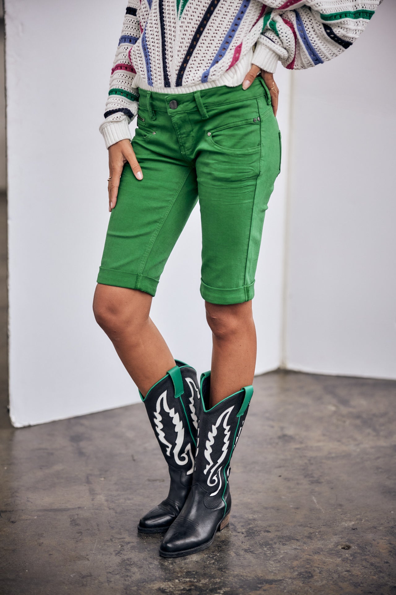 

Bermuda Femme Belixa New Magic Color foliage green | Freeman T. Porter