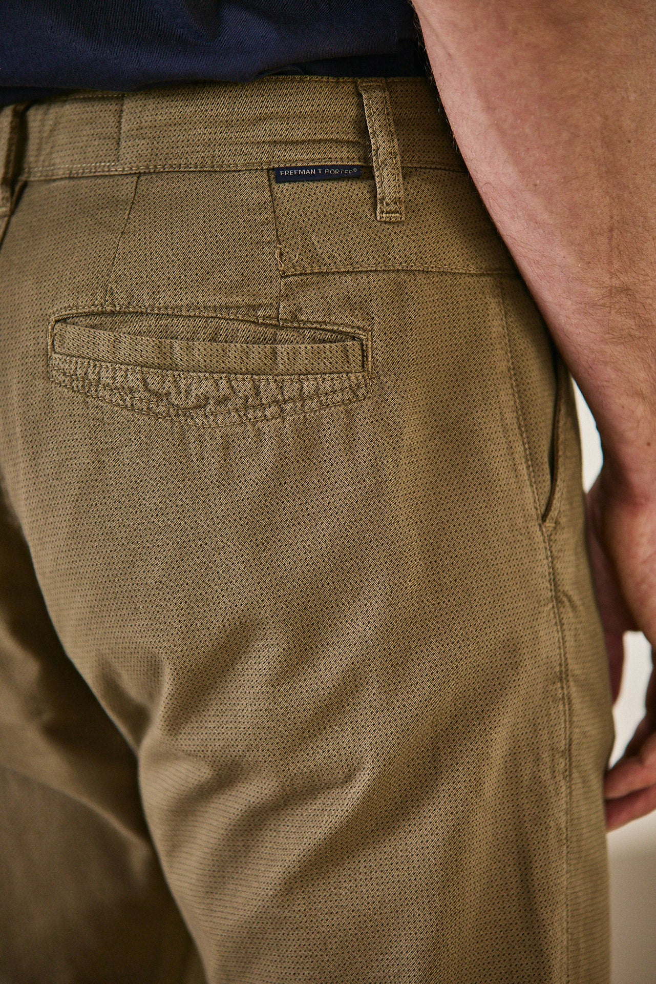 

Pantalon chino Homme Bruce Aras dusky green | Freeman T. Porter