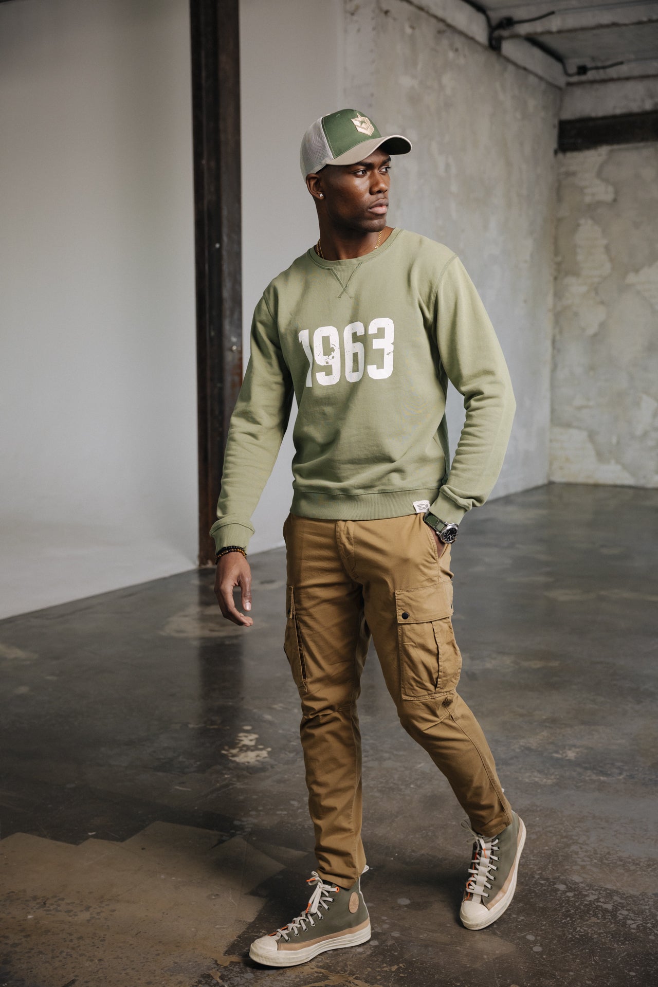 

Cropped-Hose Mann Hugo Blunt kelp | Freeman T. Porter