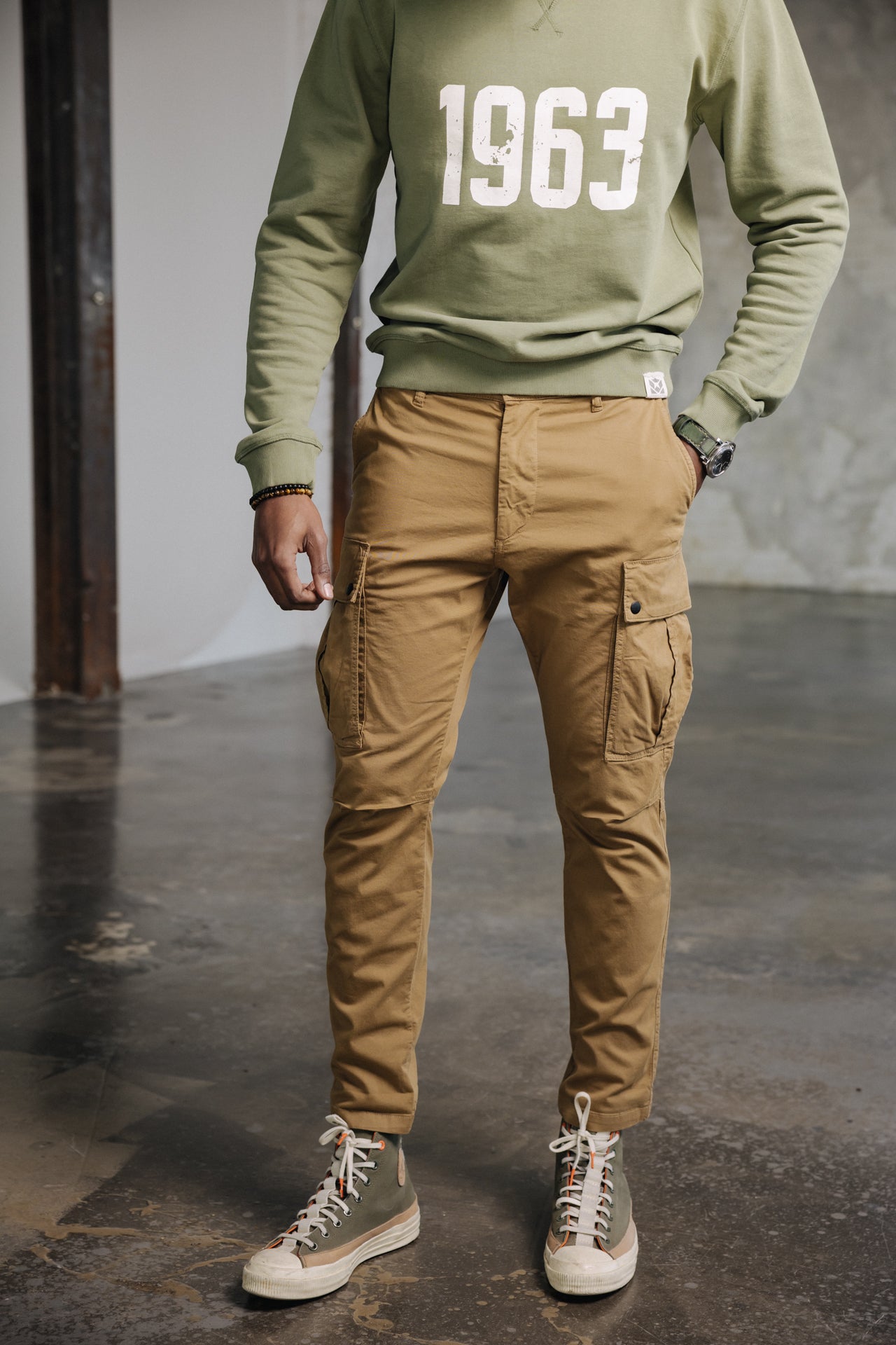 

Cropped-Hose Mann Hugo Blunt kelp | Freeman T. Porter
