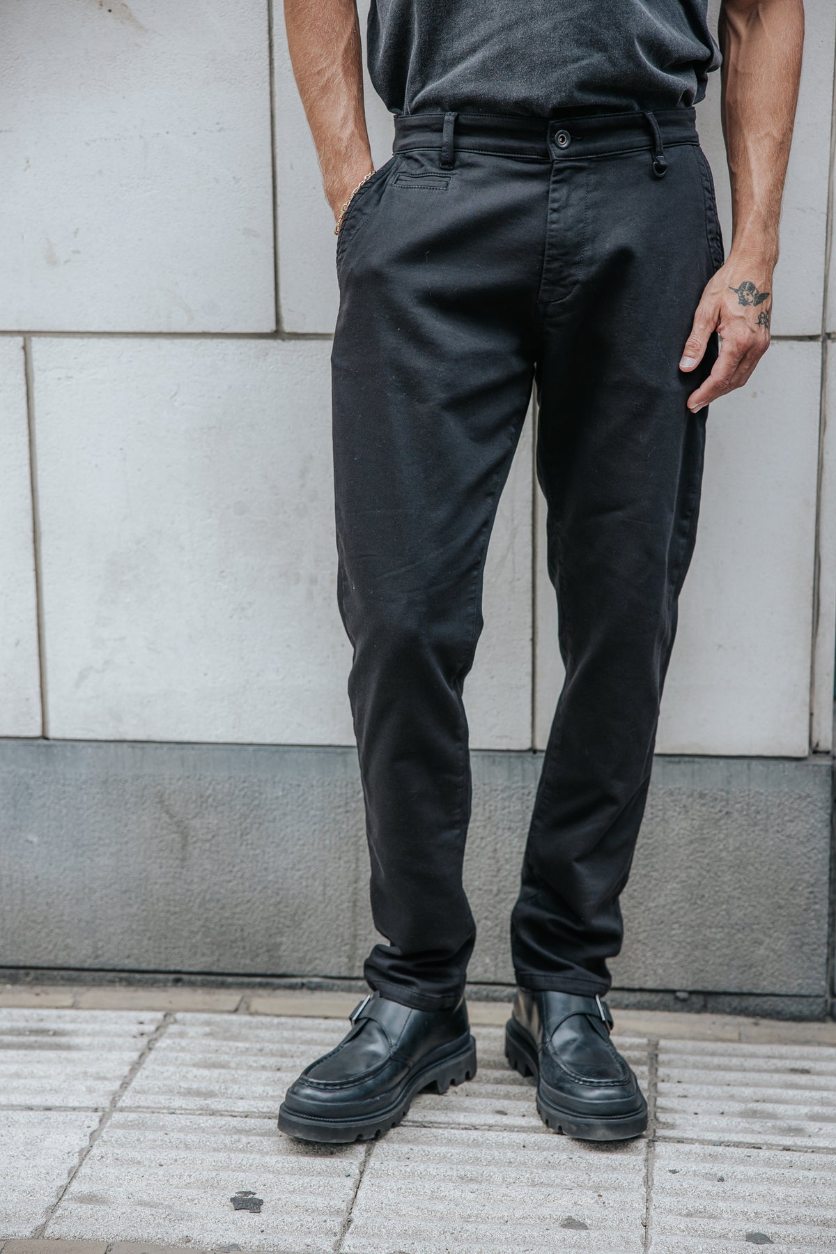 

Chino trousers Men Gino Epic black | Freeman T. Porter