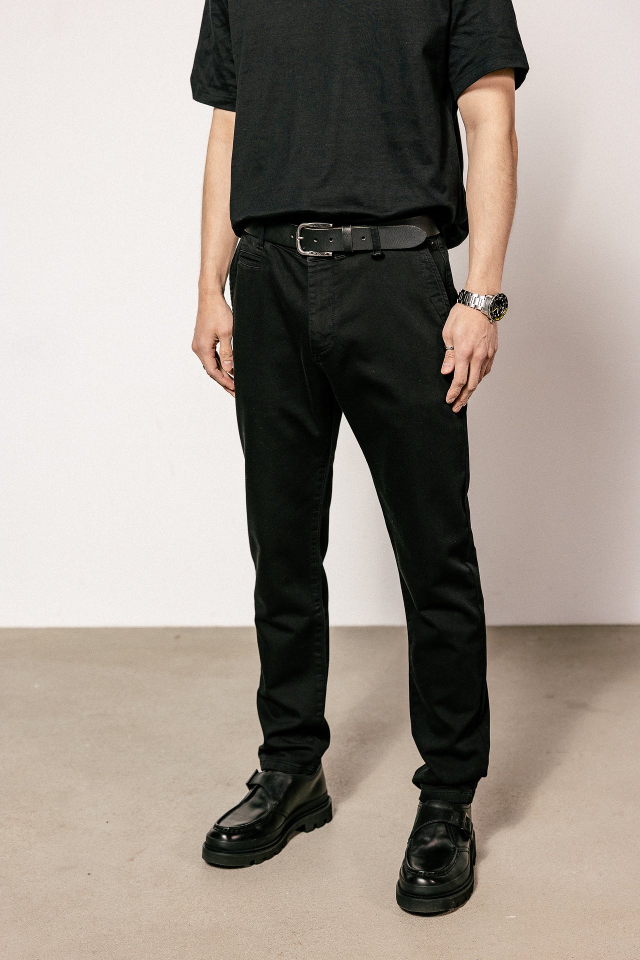 

Pantalón chino Hombre Gino Epic black | Freeman T. Porter