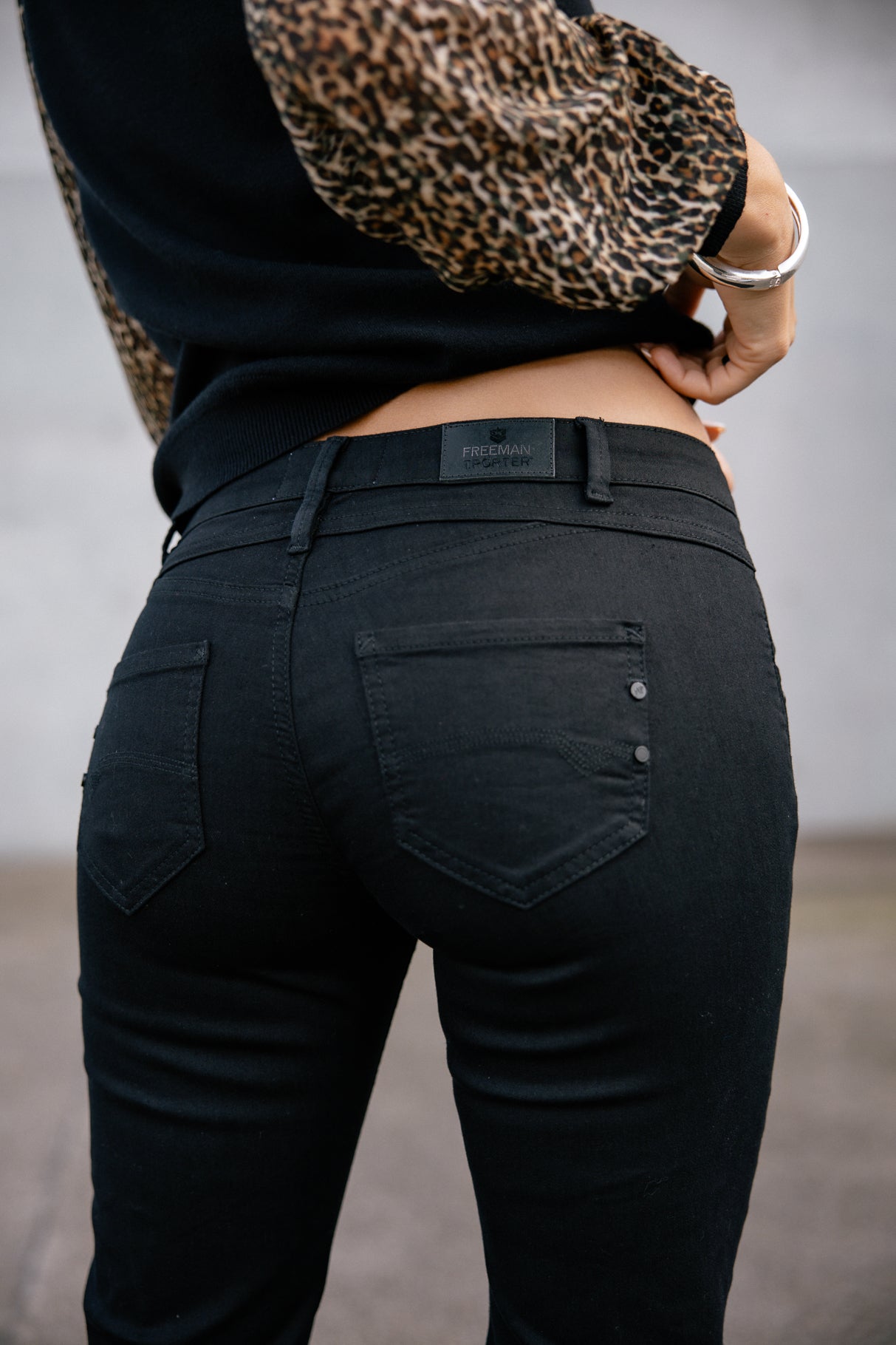 

Jeans droit Femme Madie black | Freeman T. Porter
