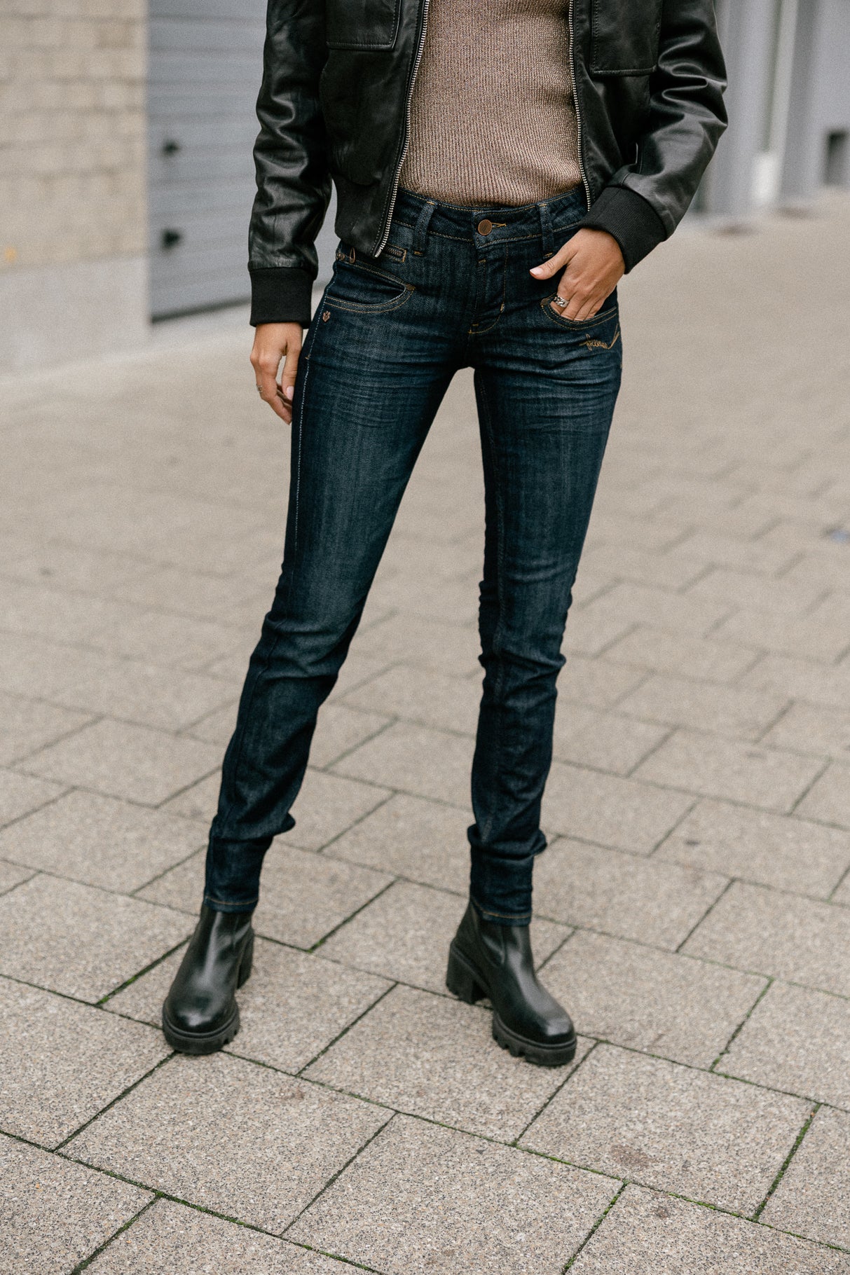   
            

Jeans slim taille haute Femme Alexa High Waist eclipse | Freeman T. Porter
          