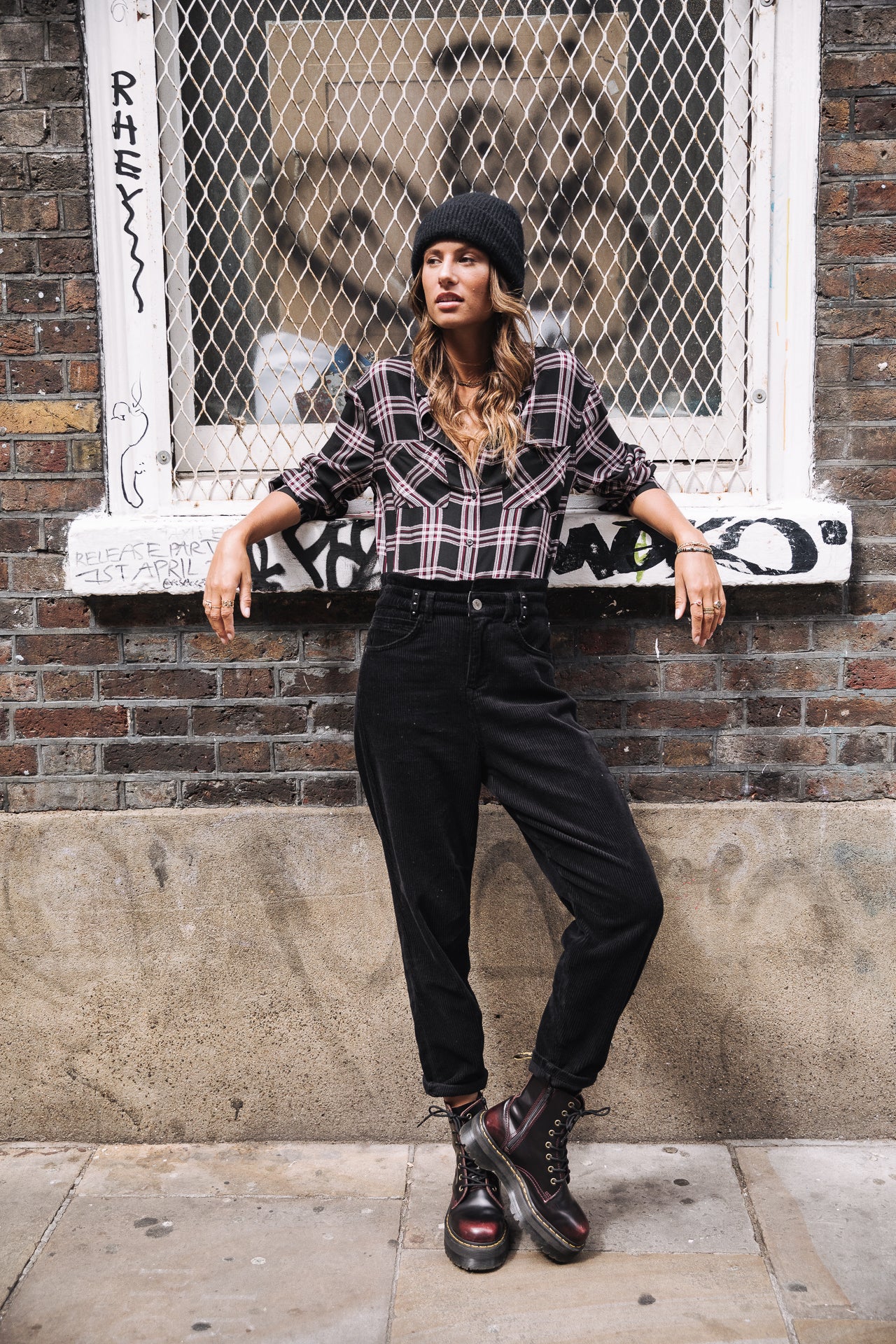 

Pantalon velours taille haute Femme Lara Veluto black | Freeman T. Porter