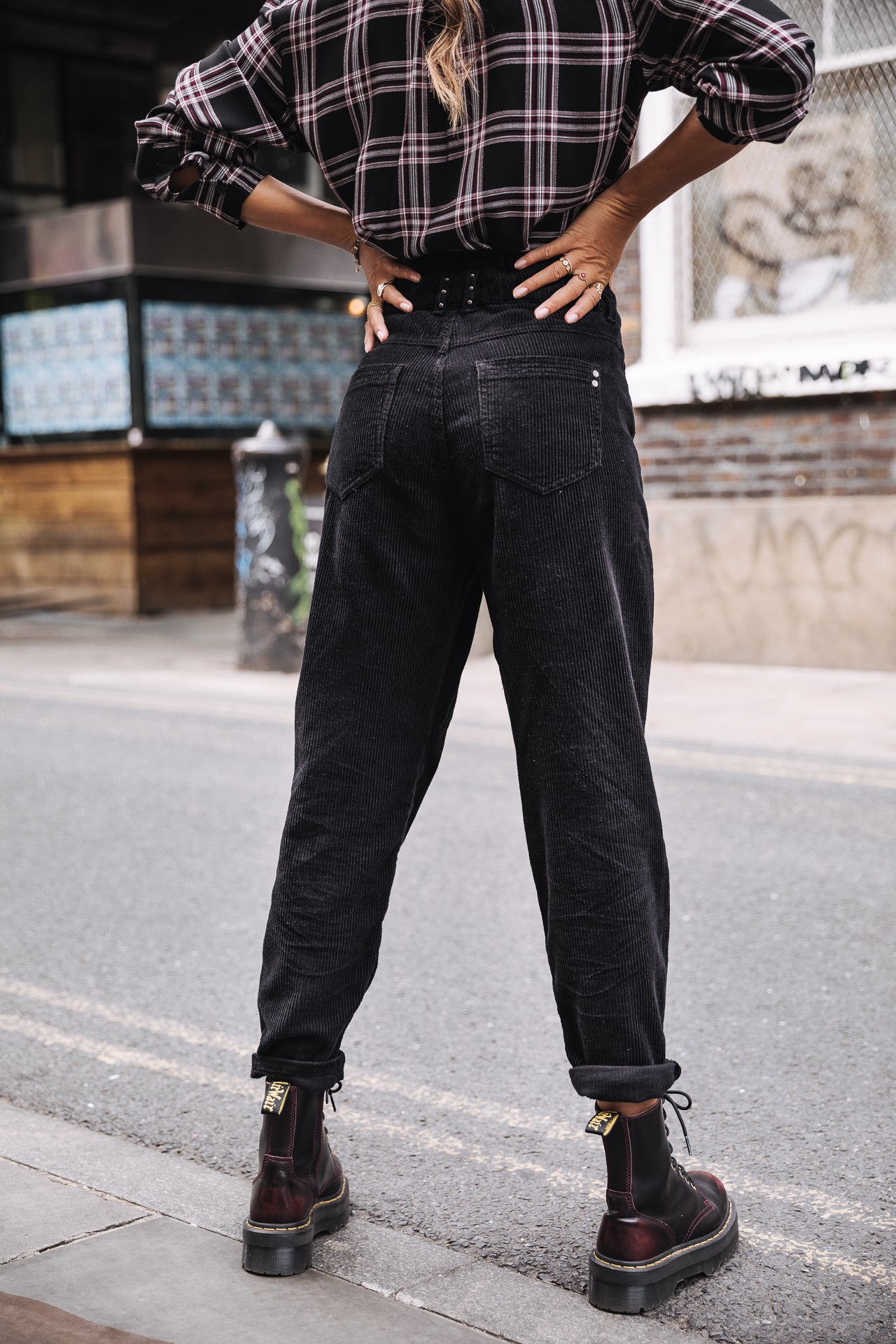 

Pantalon velours taille haute Femme Lara Veluto black | Freeman T. Porter