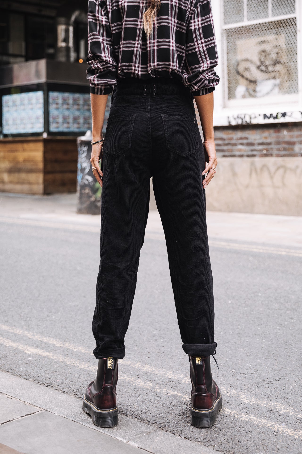 

Pantalon velours taille haute Femme Lara Veluto black | Freeman T. Porter
