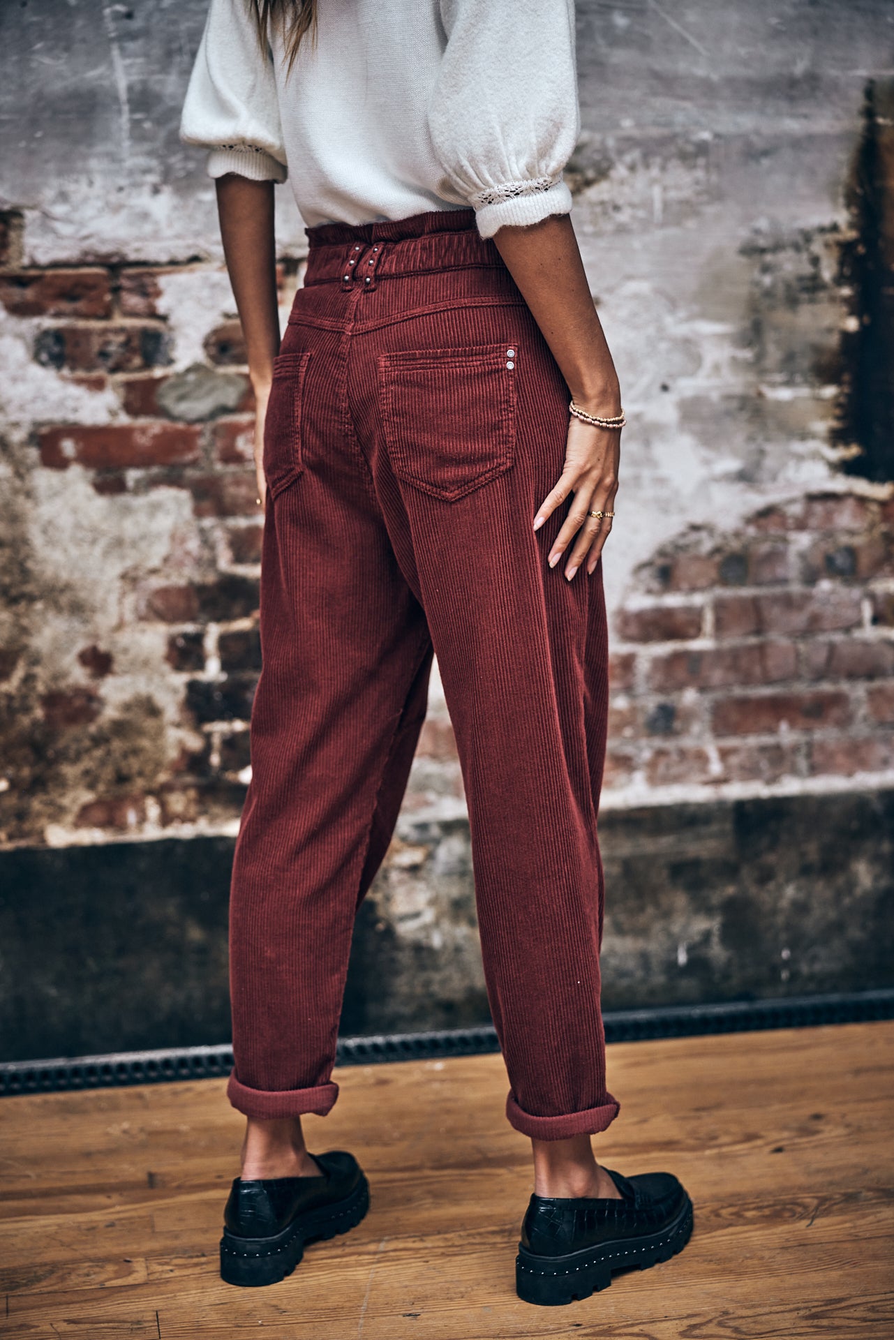   
            

Pantalon velours taille haute Femme Lara Veluto cabernet | Freeman T. Porter
          