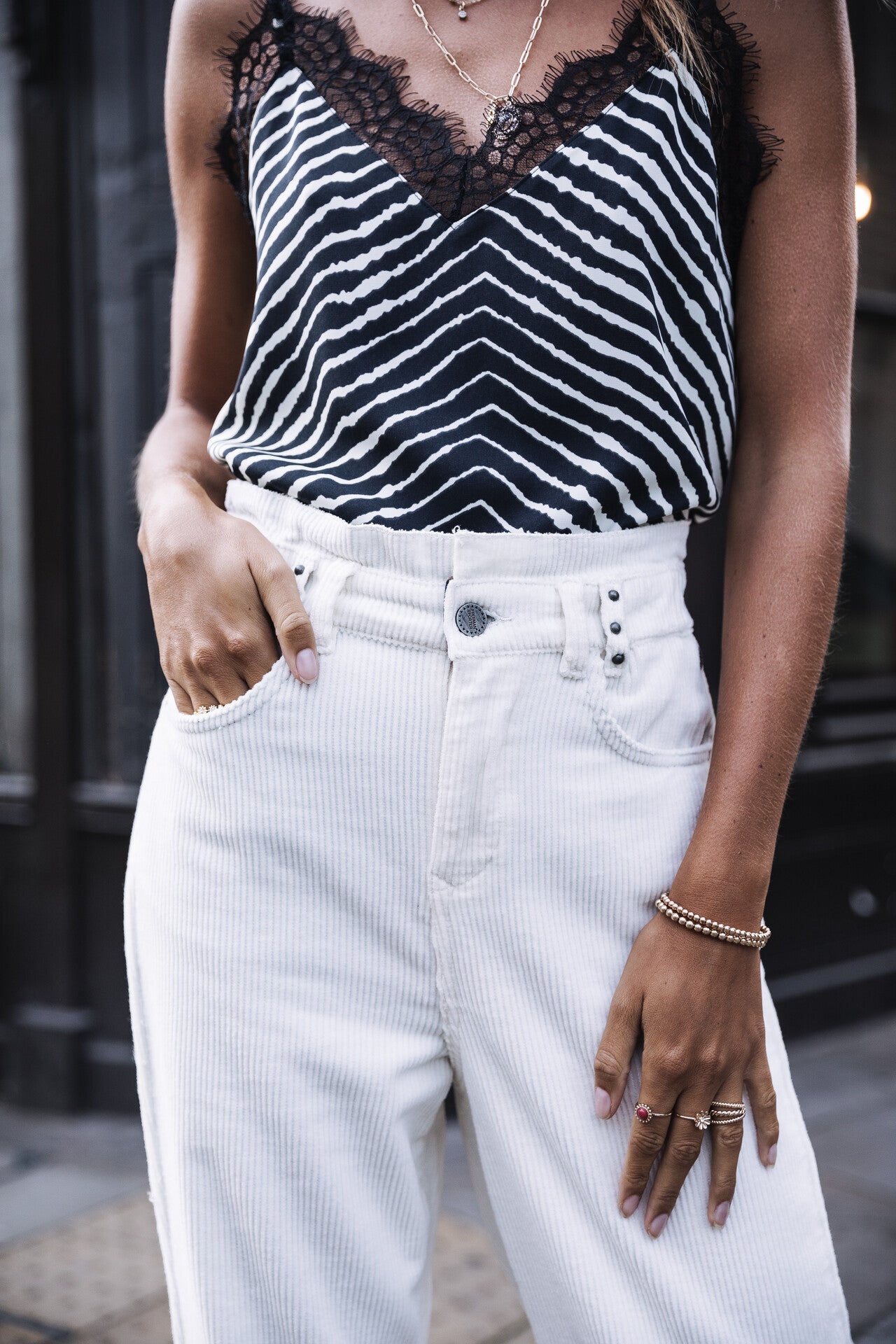 

Pantalon velours taille haute Femme Lara Veluto egret | Freeman T. Porter