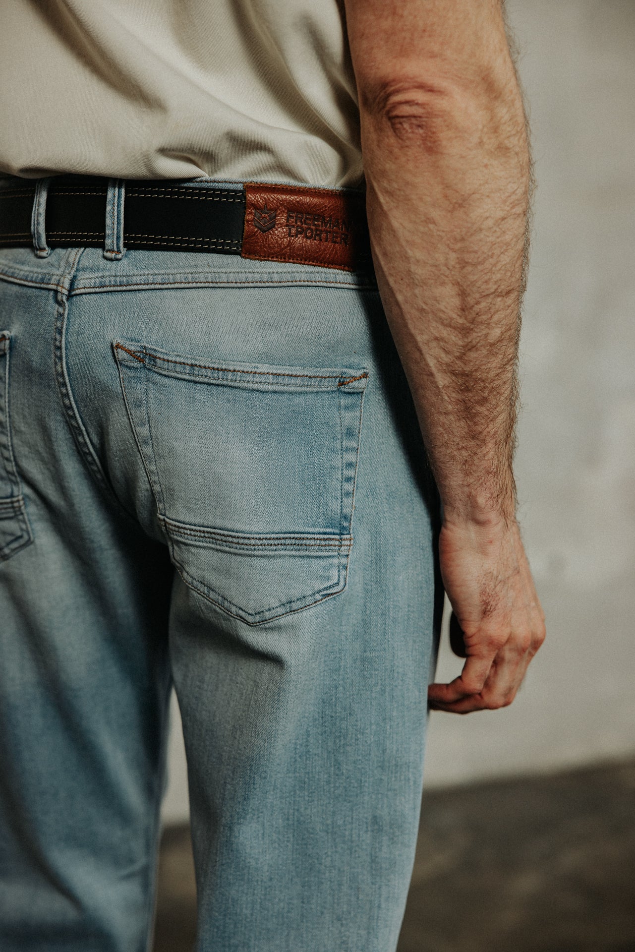 
              

Slim straight jeans Men Jimmy samba light | Freeman T. Porter
            