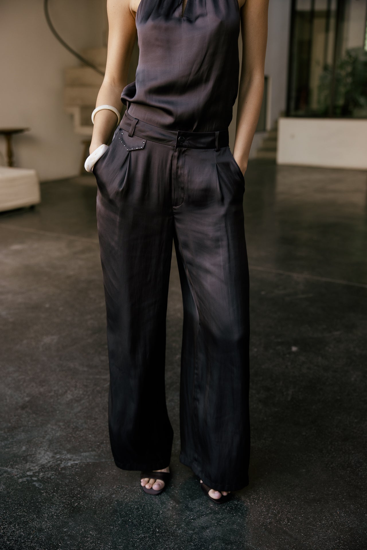   
            

High Waist Wide Leg Hose in Satin-Optik Damen Alison Nightly chocolate torte | Freeman T. Porter
          
