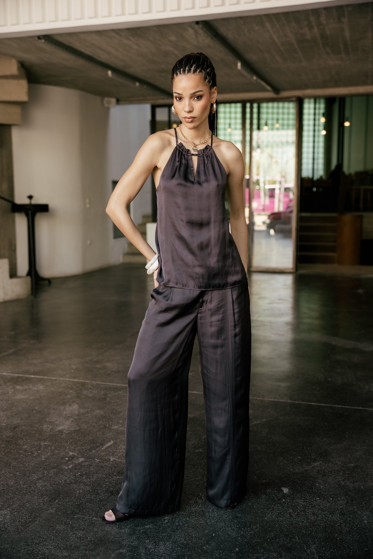 

High Waist Wide Leg Hose in Satin-Optik Damen Alison Nightly chocolate torte | Freeman T. Porter