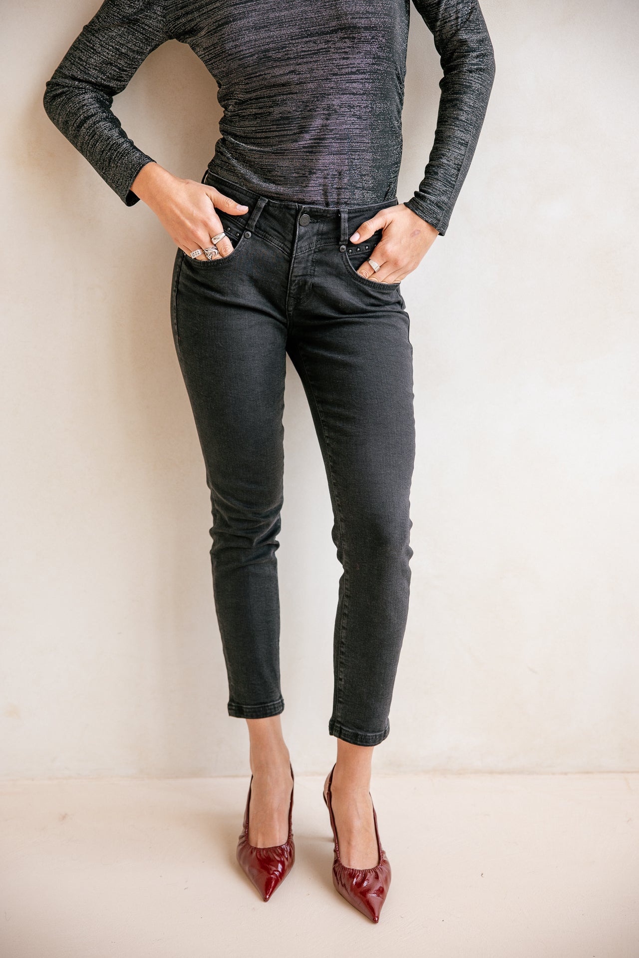   
            

Super slim 7/8 jeans Women Anae bologna | Freeman T. Porter
          