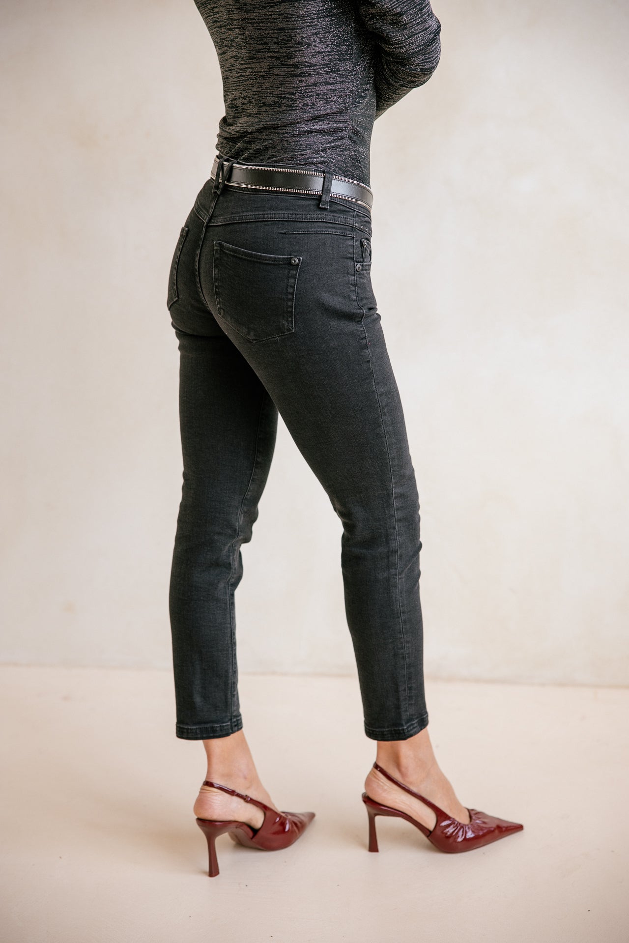 
              

Super slim 7/8 jeans Women Anae bologna | Freeman T. Porter
            