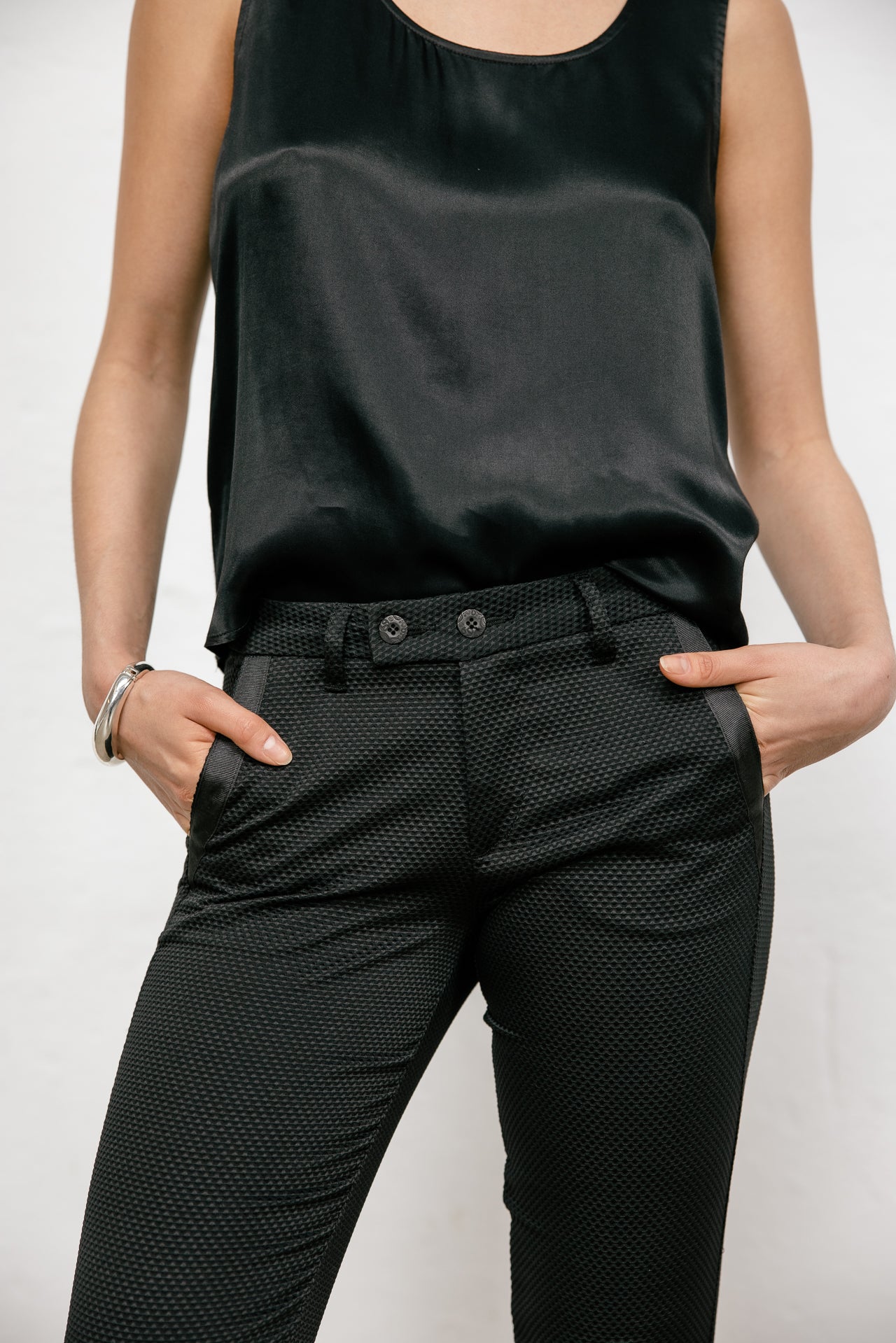 

Pantalon city super slim Femme Tessa Cassico black | Freeman T. Porter