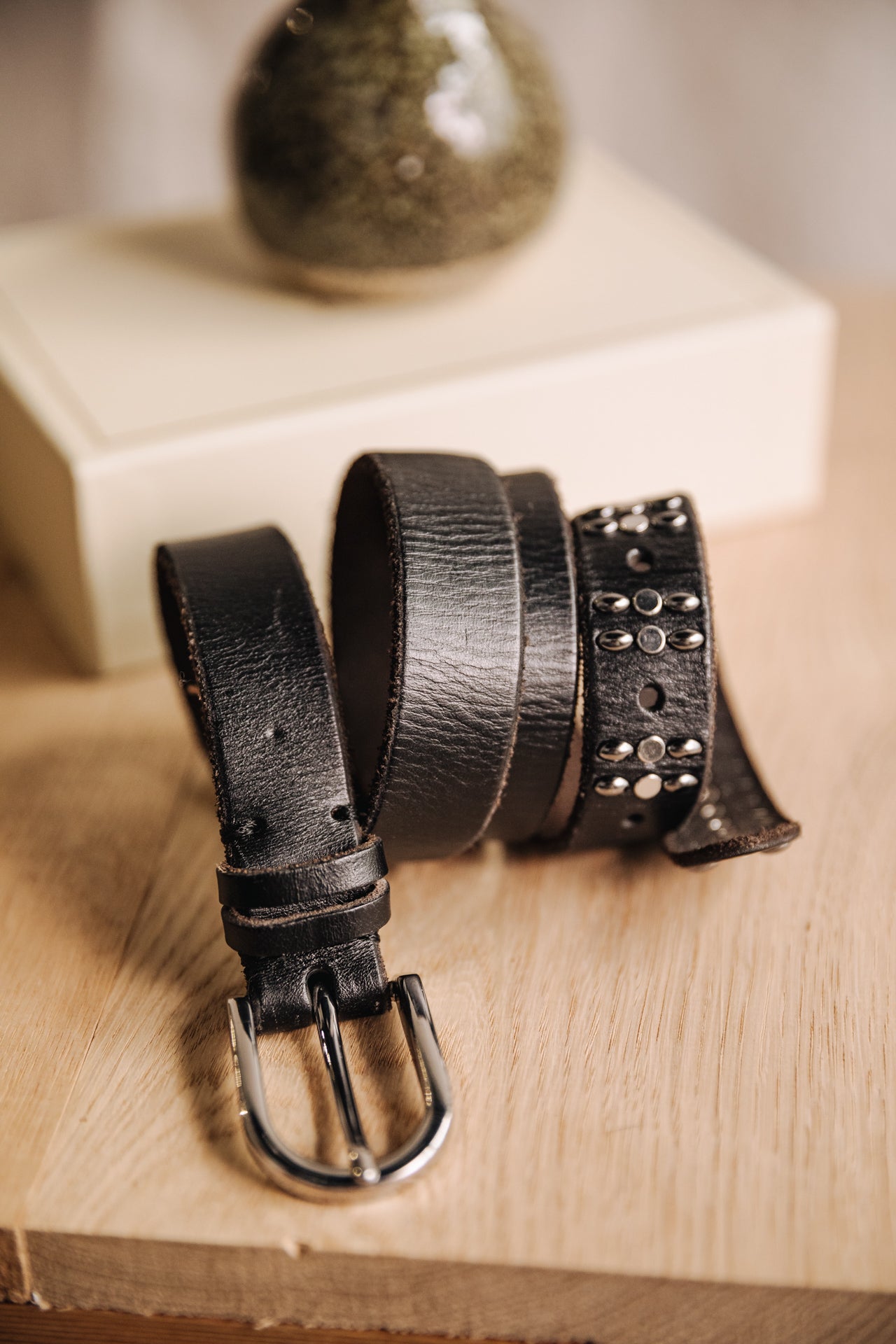   
            

Leather belt Woman Asdrig black | Freeman T. Porter
          