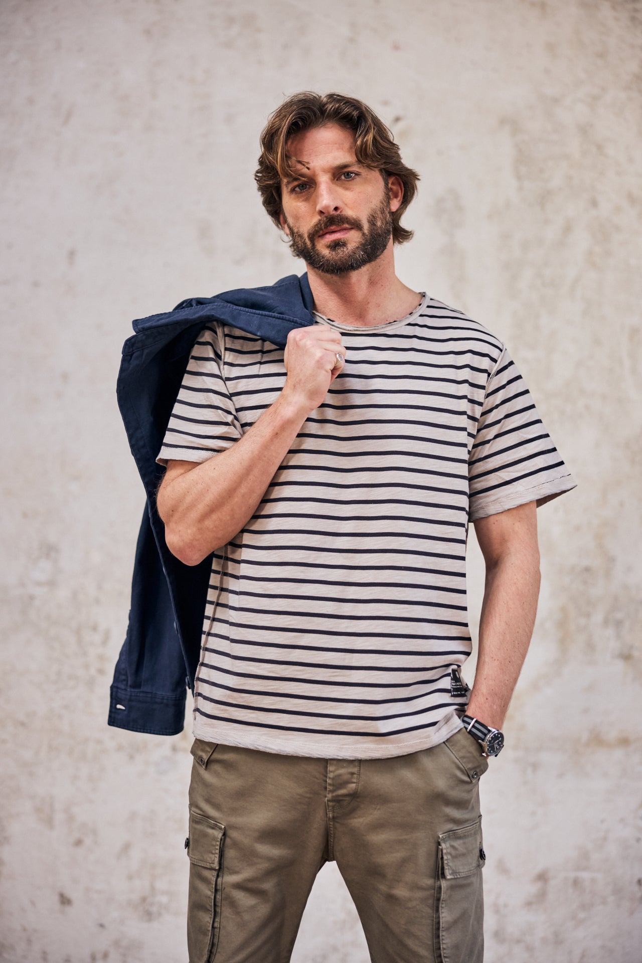 home homme main