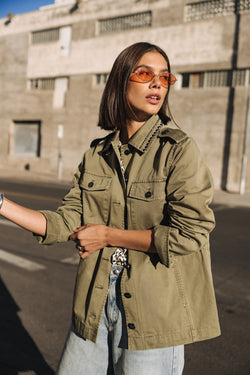 

Saharienne cloutée Femme Maylis Claws light khaki | Freeman T. Porter
