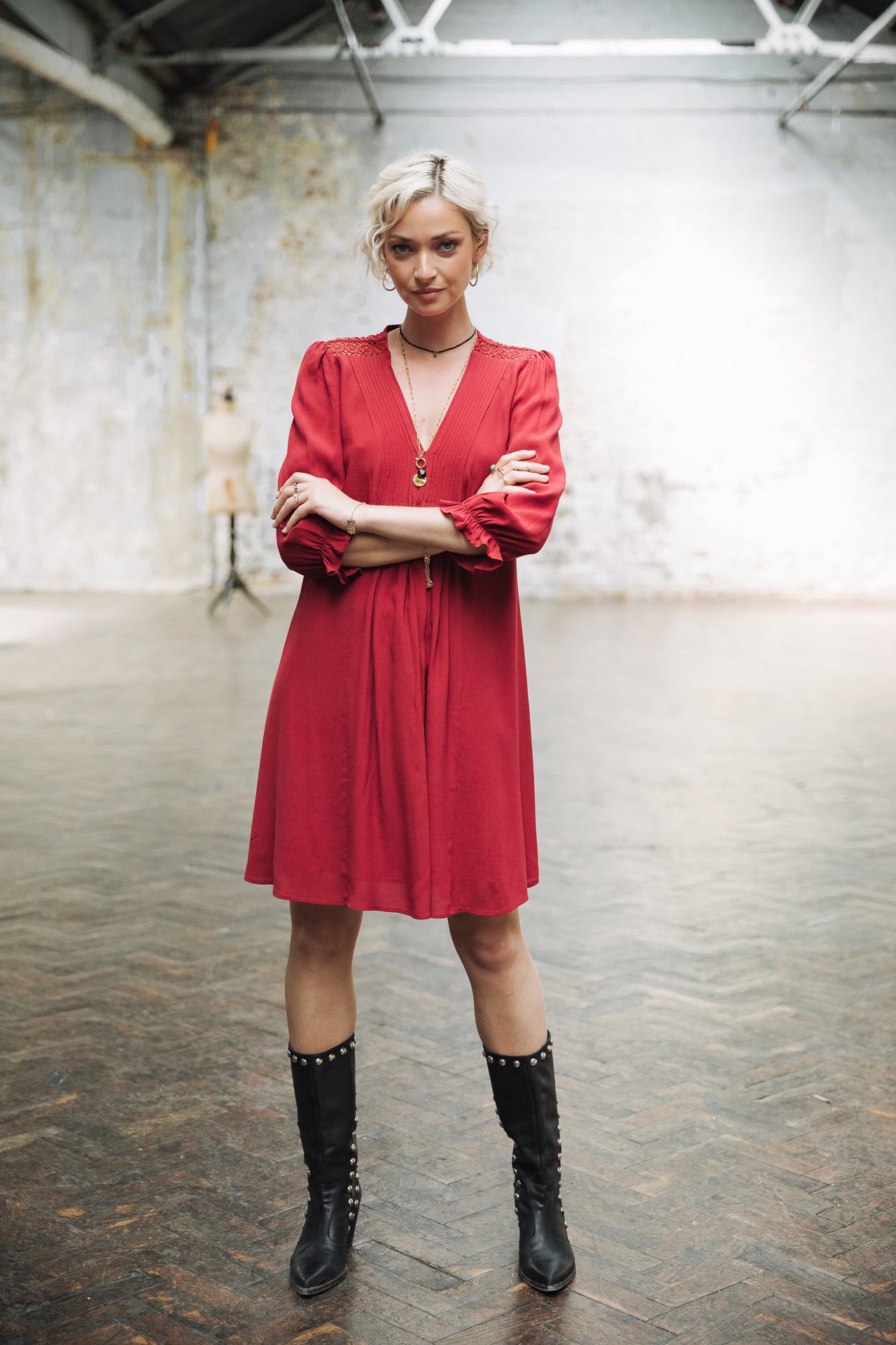 

Sa coupe ample l'encolure Femme Juna Plain Color rhubarb | Freeman T. Porter