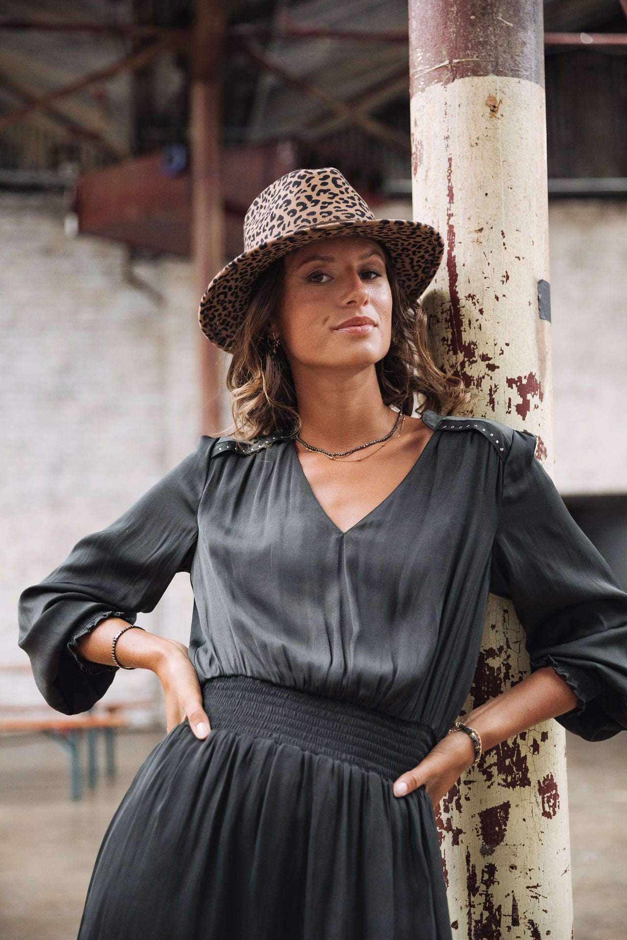 
              

Robe courte Femme Rolina Plain Color old black | Freeman T. Porter
            