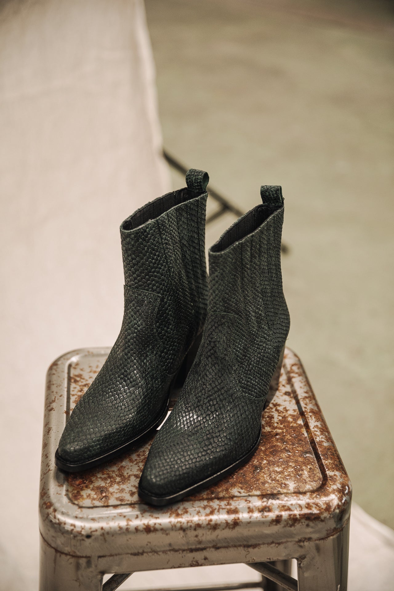 

Boots Femme Teresa Snake deep teal | Freeman T. Porter