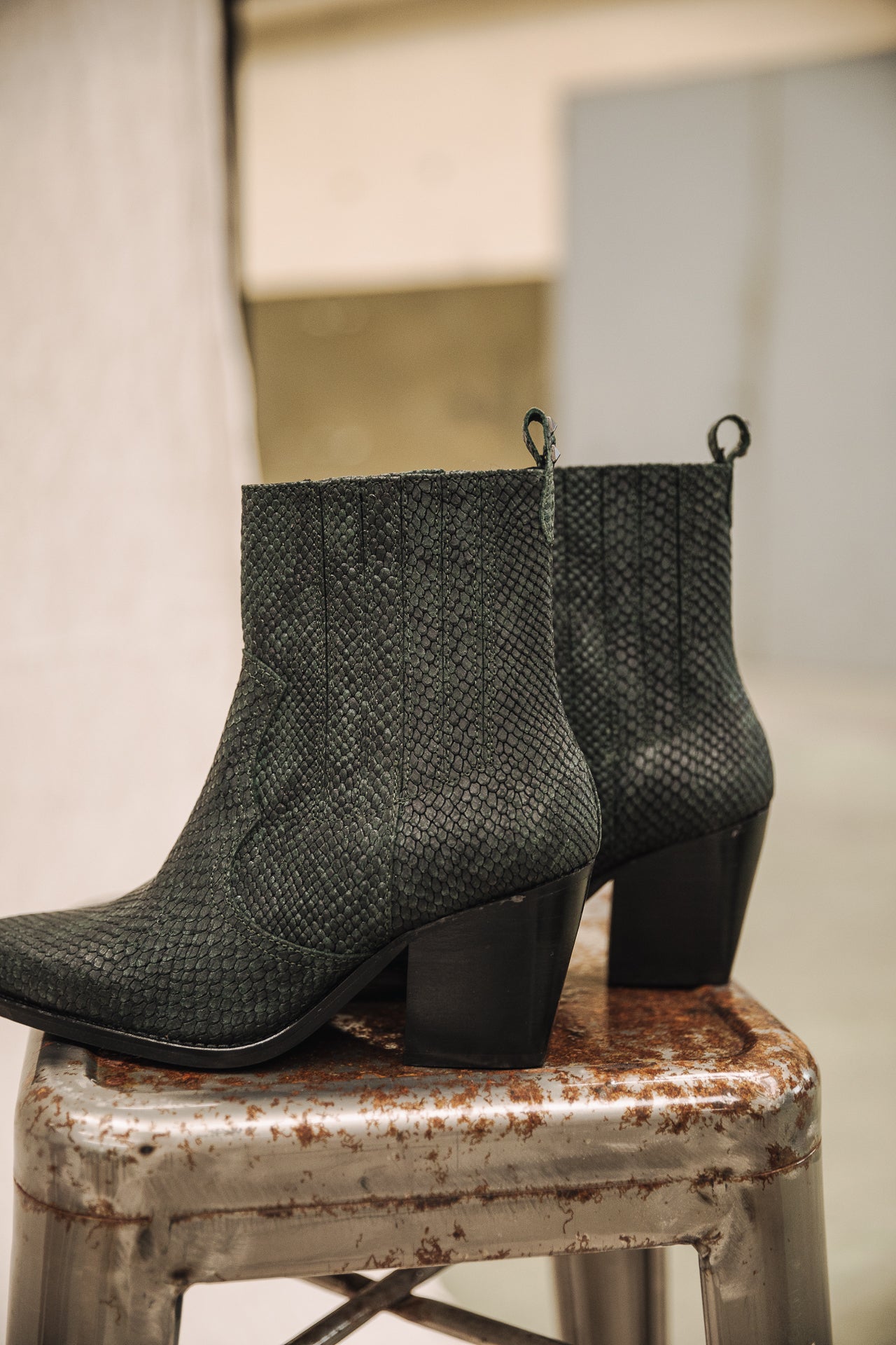 

Boots Femme Teresa Snake deep teal | Freeman T. Porter