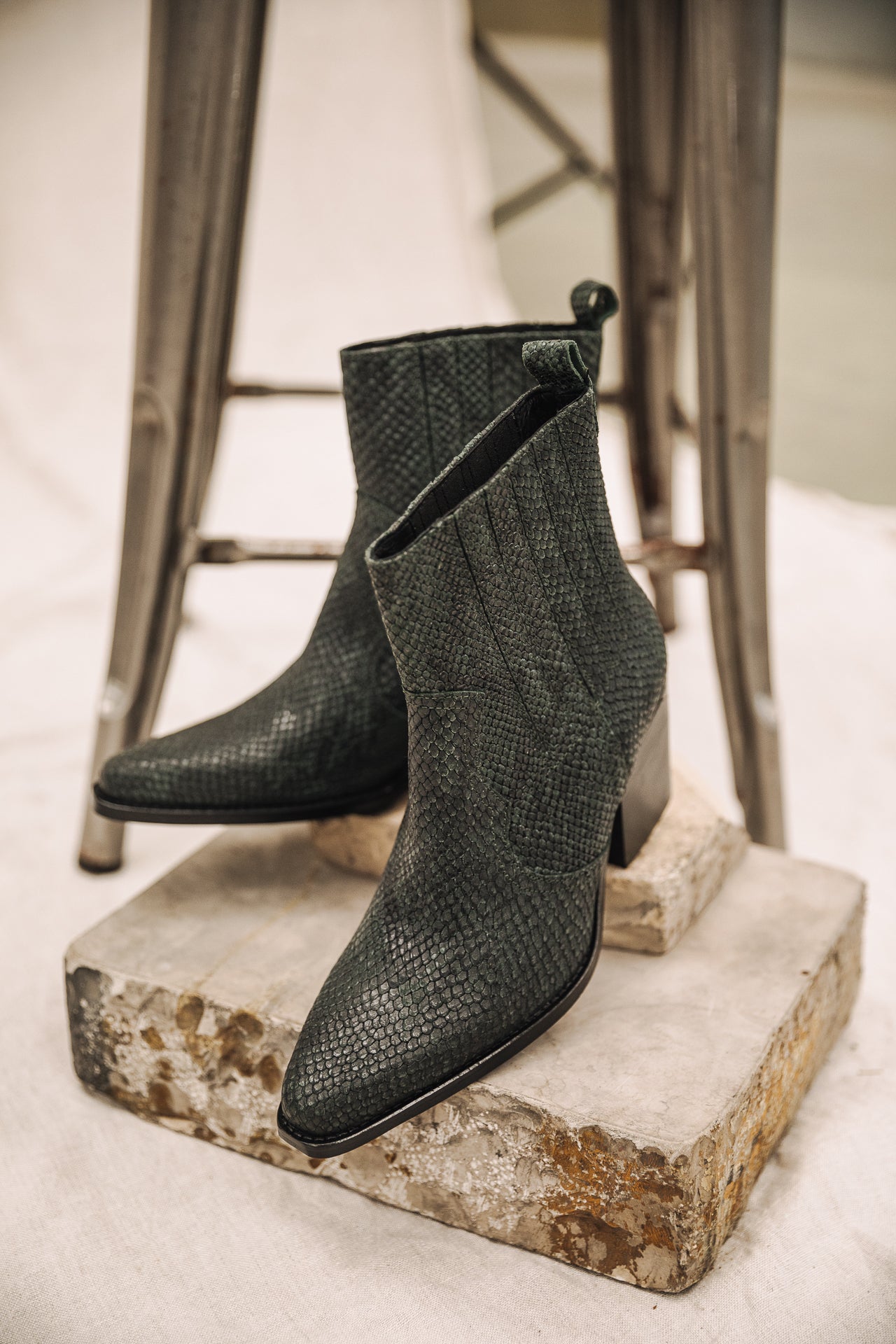

Boots Femme Teresa Snake deep teal | Freeman T. Porter