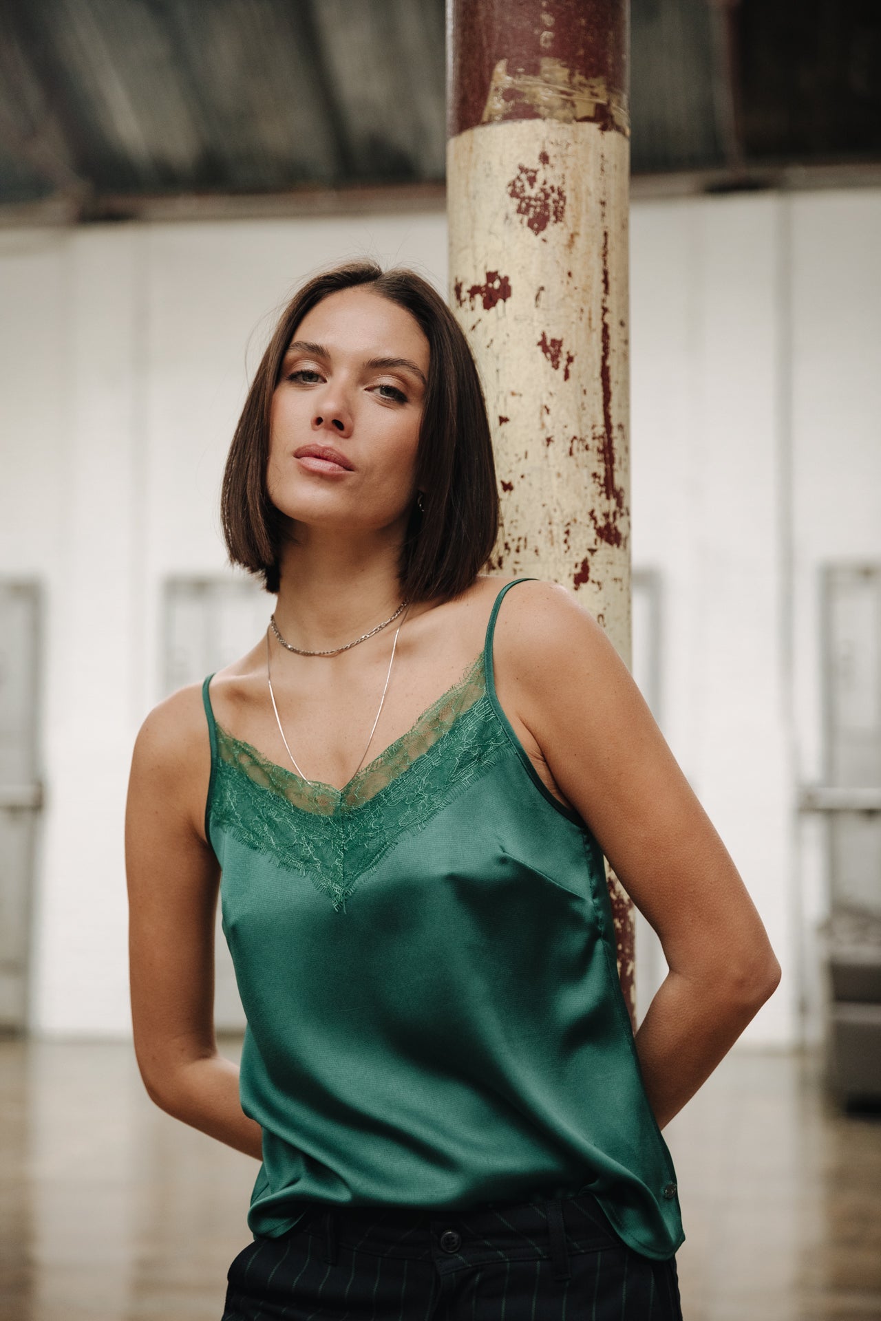 

Satin-Camisole mit Spitze Damen Thylia Lace Fabric Mix evergreen | Freeman T. Porter
