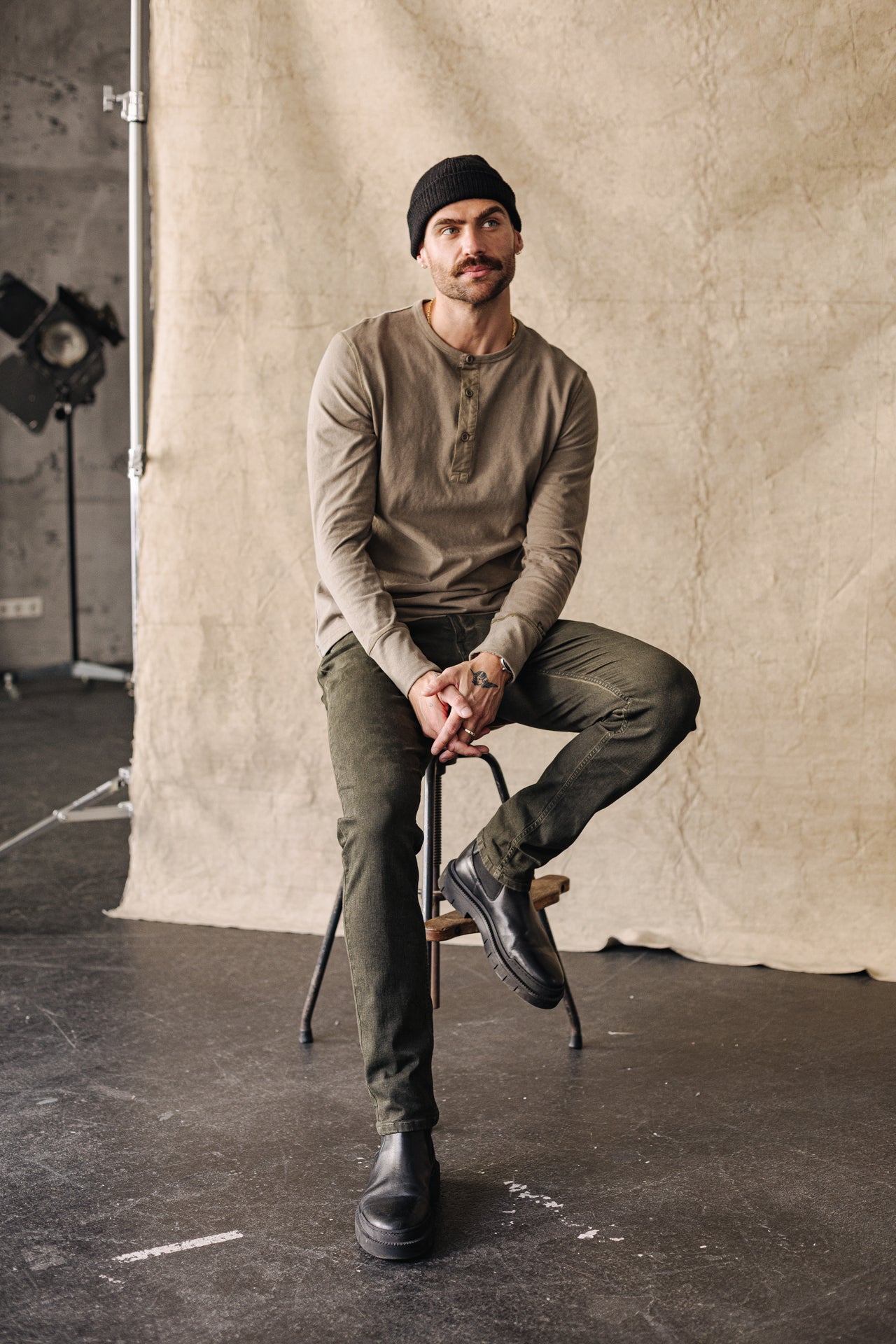 

T-Shirt manches longues Hombres Warren Hambourg dusky green | Freeman T. Porter