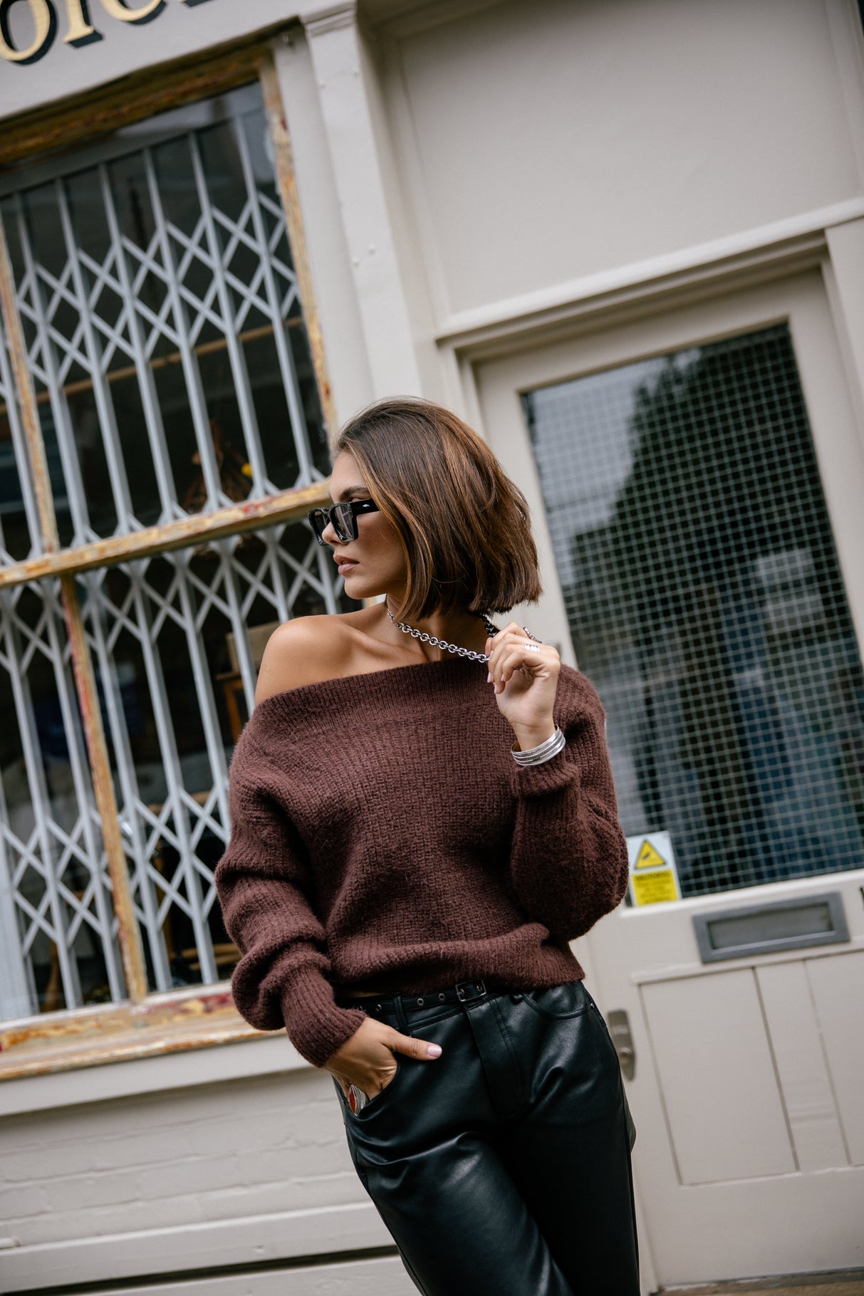   
            

Pull col bateau Frau Peria Rib dark brown | Freeman T. Porter
          