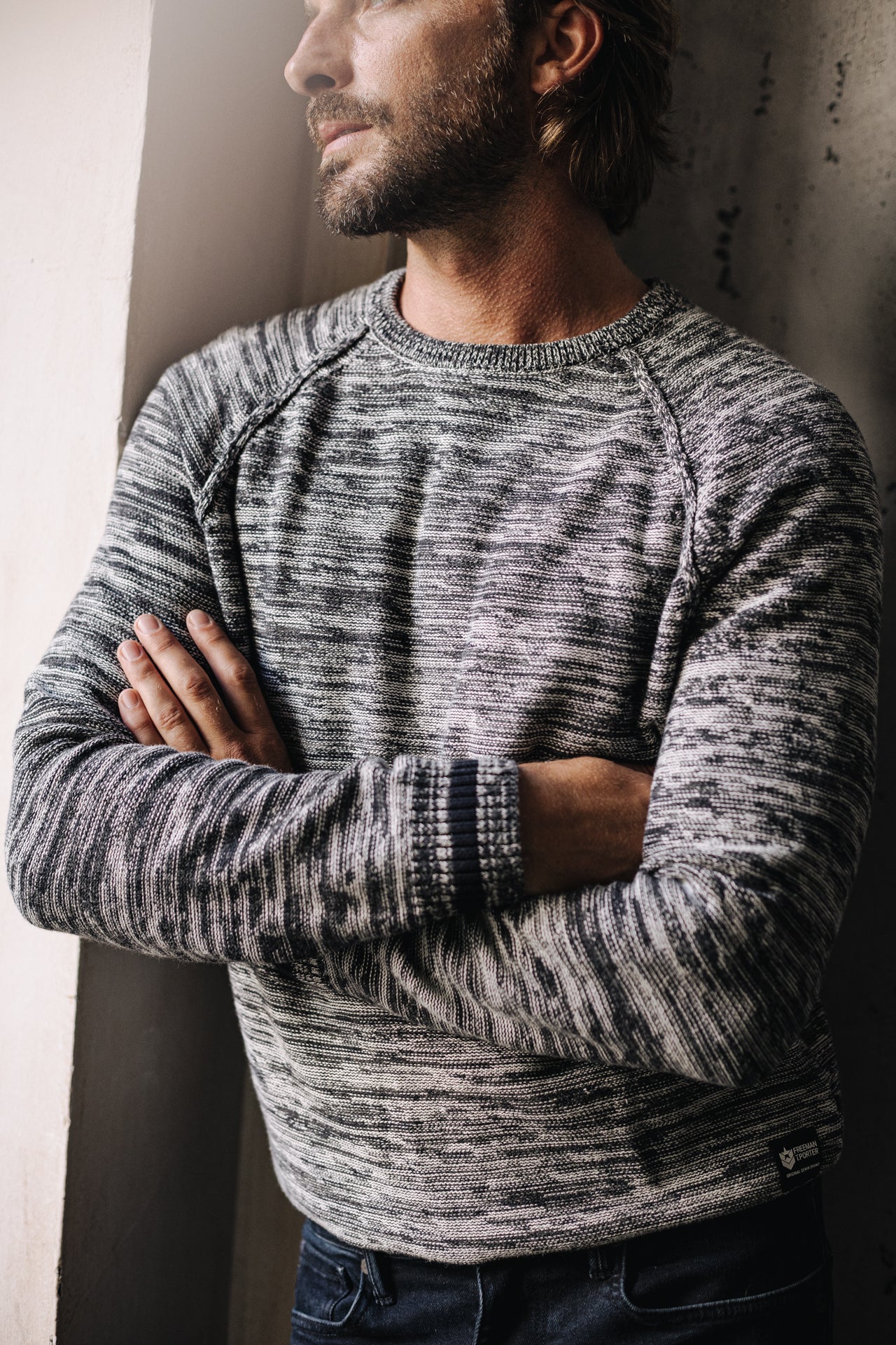 

Pull col rond Mann Rescue Visby total eclipse | Freeman T. Porter