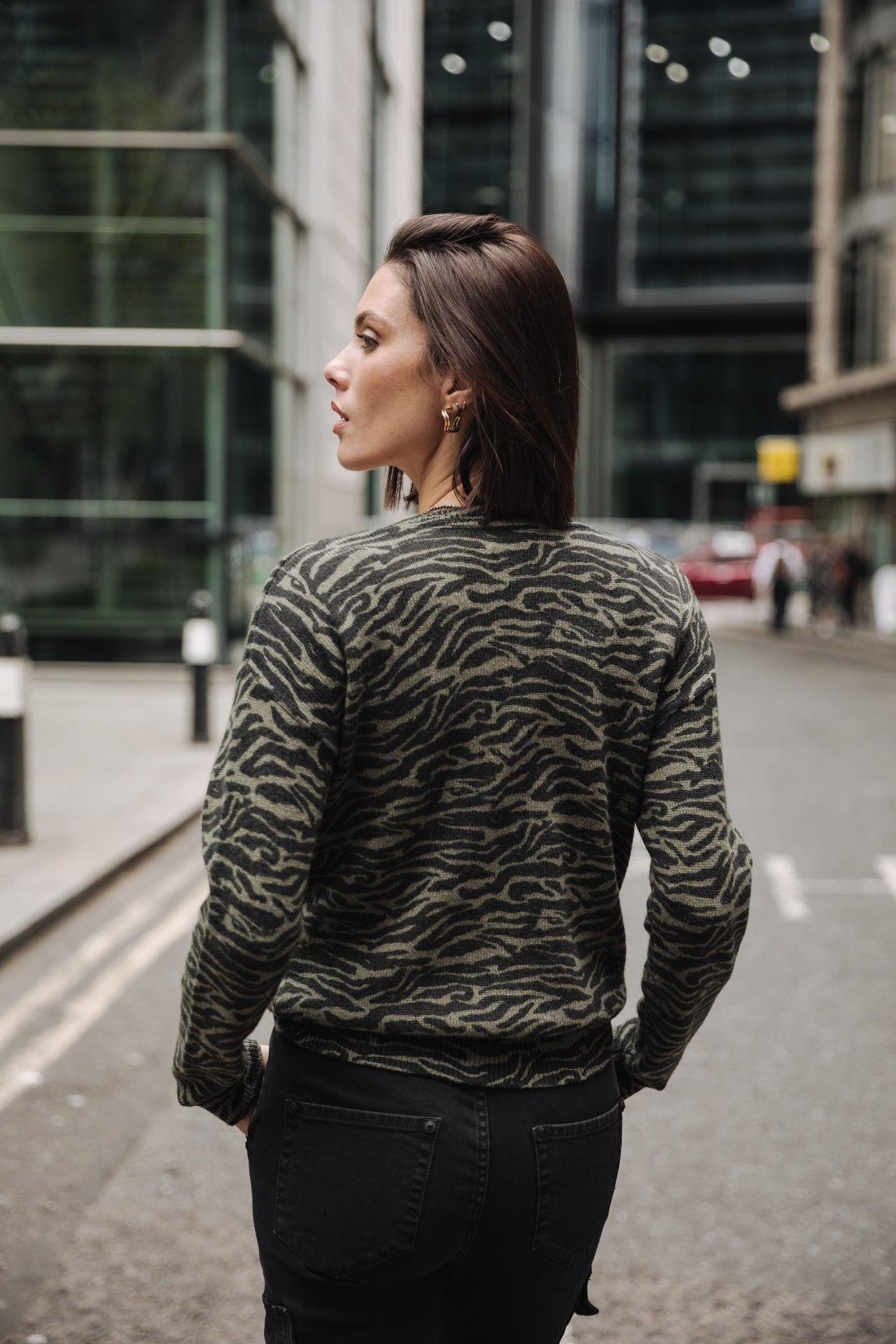 

Pullover mit Zebramuster Damen Parina Zebra dusty olive | Freeman T. Porter