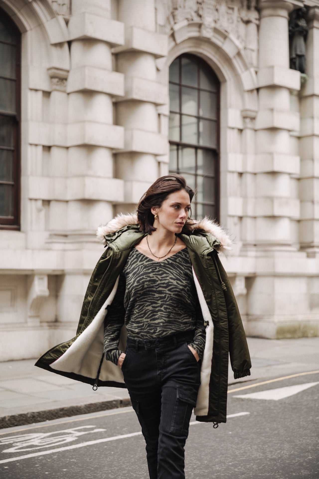 

Pullover mit Zebramuster Damen Parina Zebra dusty olive | Freeman T. Porter
