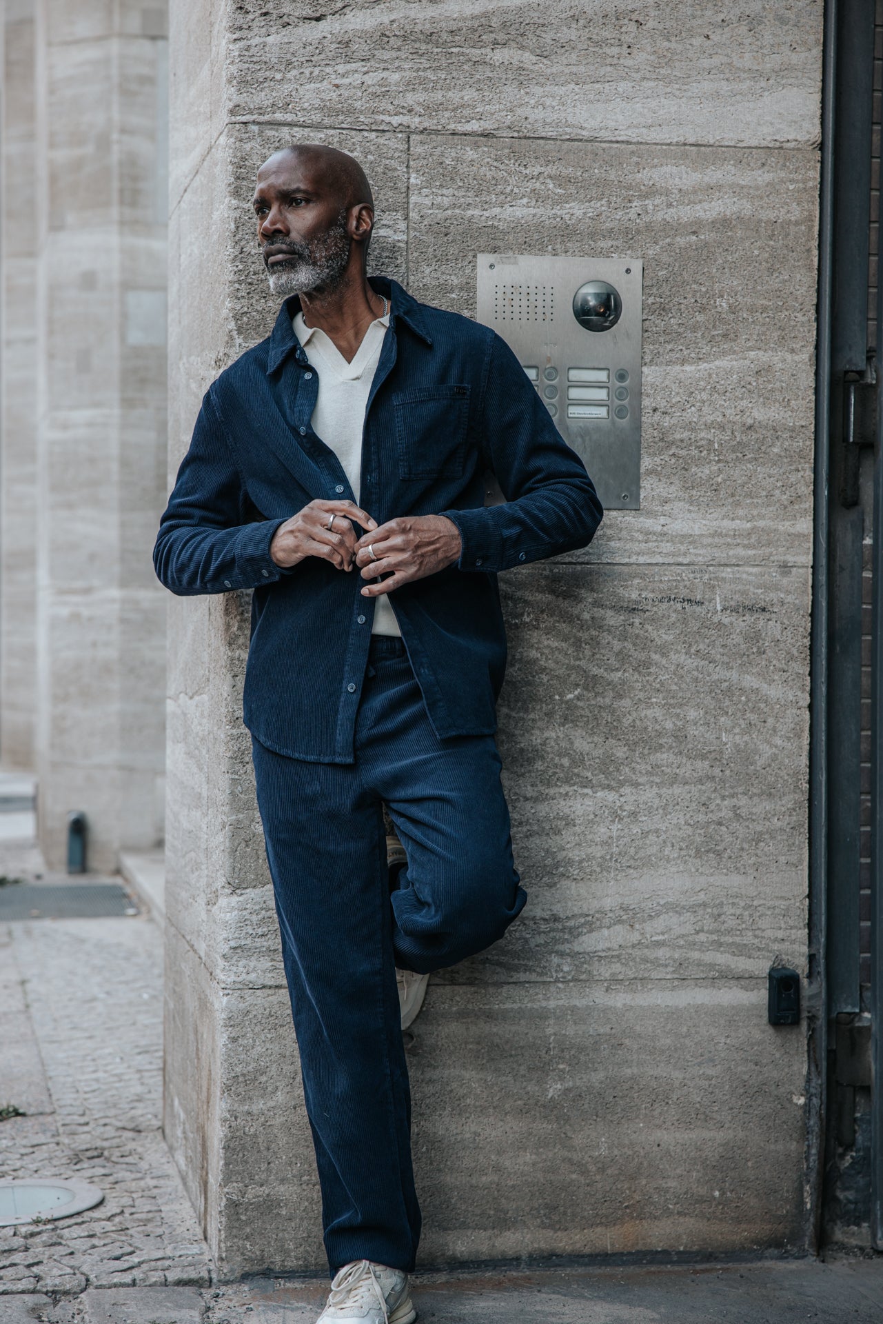 

Camisa de pana Hombre Paolo Corduroy dark sapphire | Freeman T. Porter