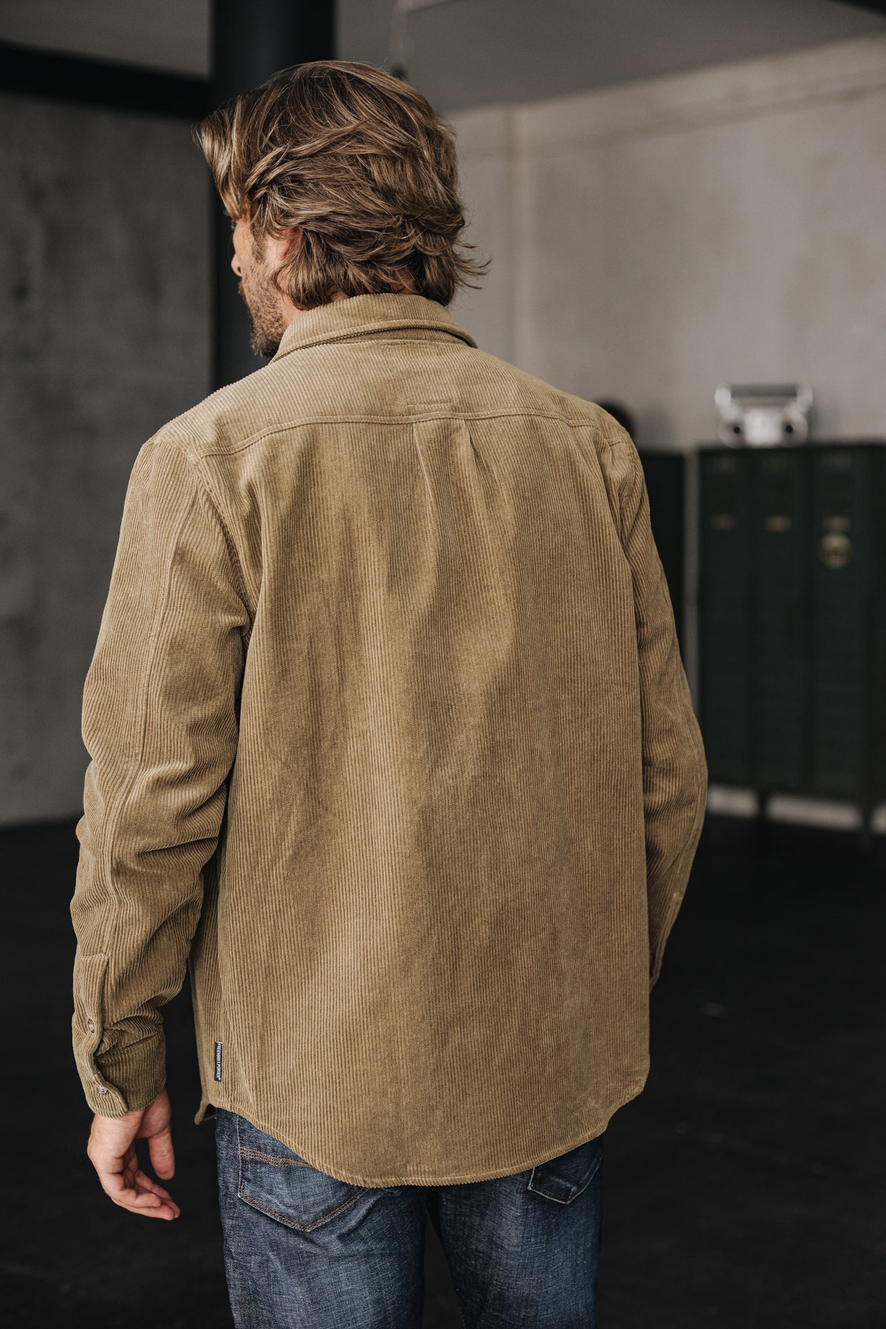 

Samthemd Herren Paolo Corduroy ivy green | Freeman T. Porter
